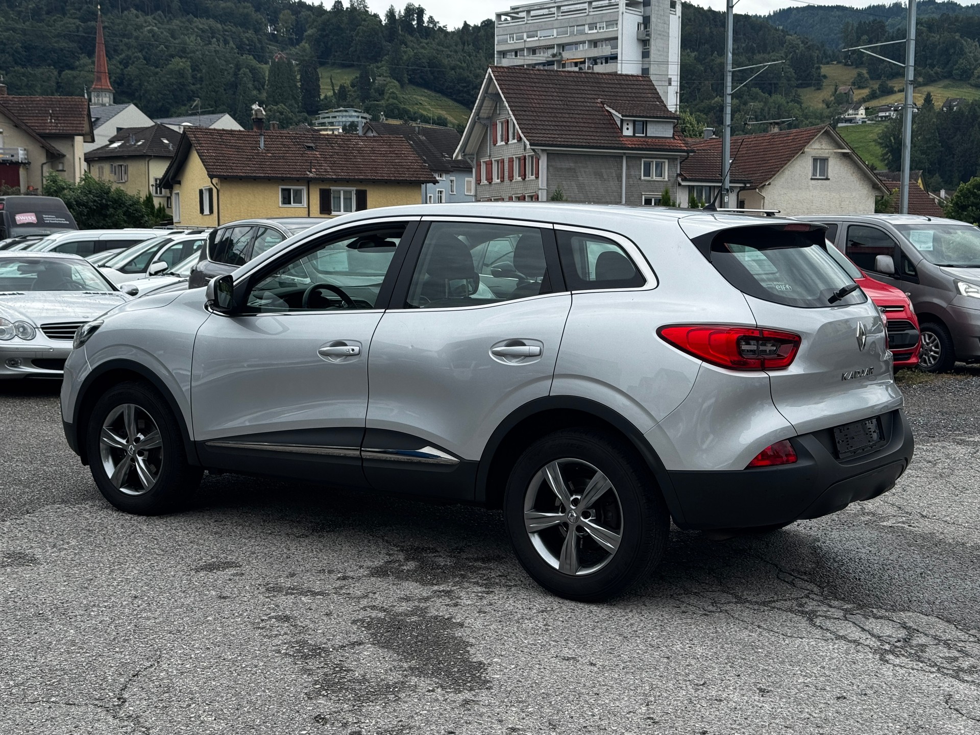 RENAULT Kadjar 1.5 dCi Zen EDC-image-12