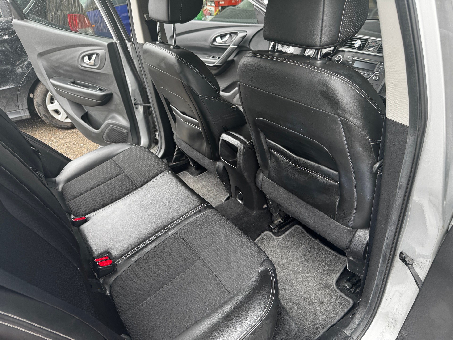 RENAULT Kadjar 1.5 dCi Zen EDC-image-8