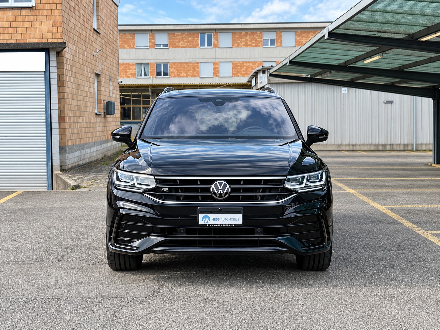 VW Tiguan Allspace 2.0TSI R-Line Black Style 4Motion DSG Standheizung-showroom-element-1