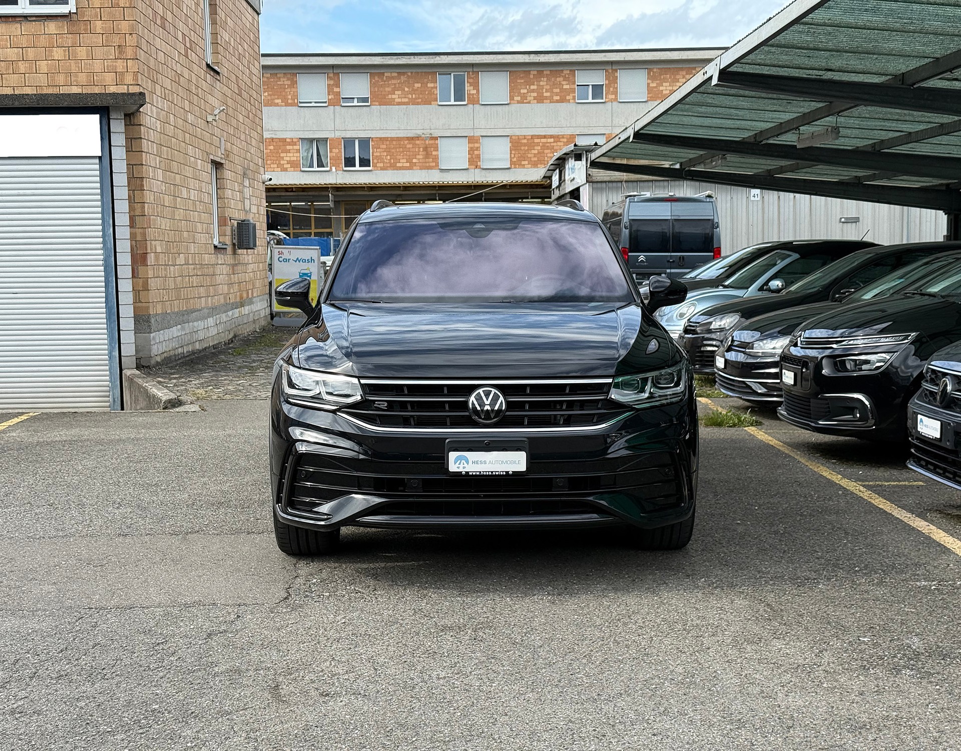 VW Tiguan Allspace 2.0TSI R-Line Black Style 4Motion DSG Standheizung-showroom-element-1