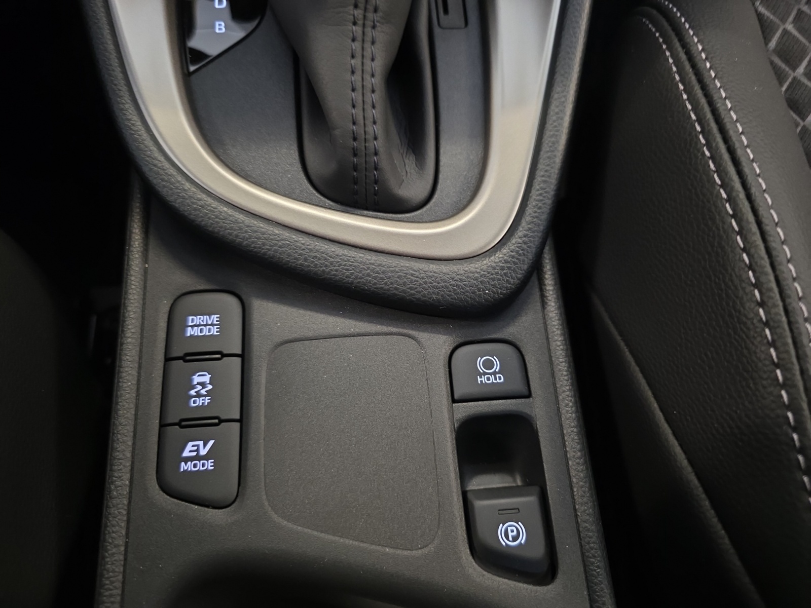 MAZDA 2 1.5 Hybrid Homura-image-12