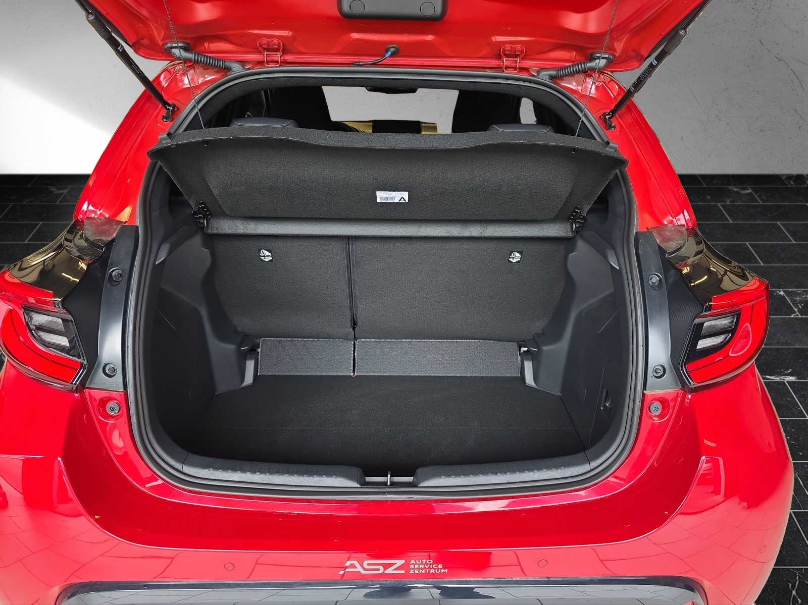 MAZDA 2 1.5 Hybrid Homura-image-4
