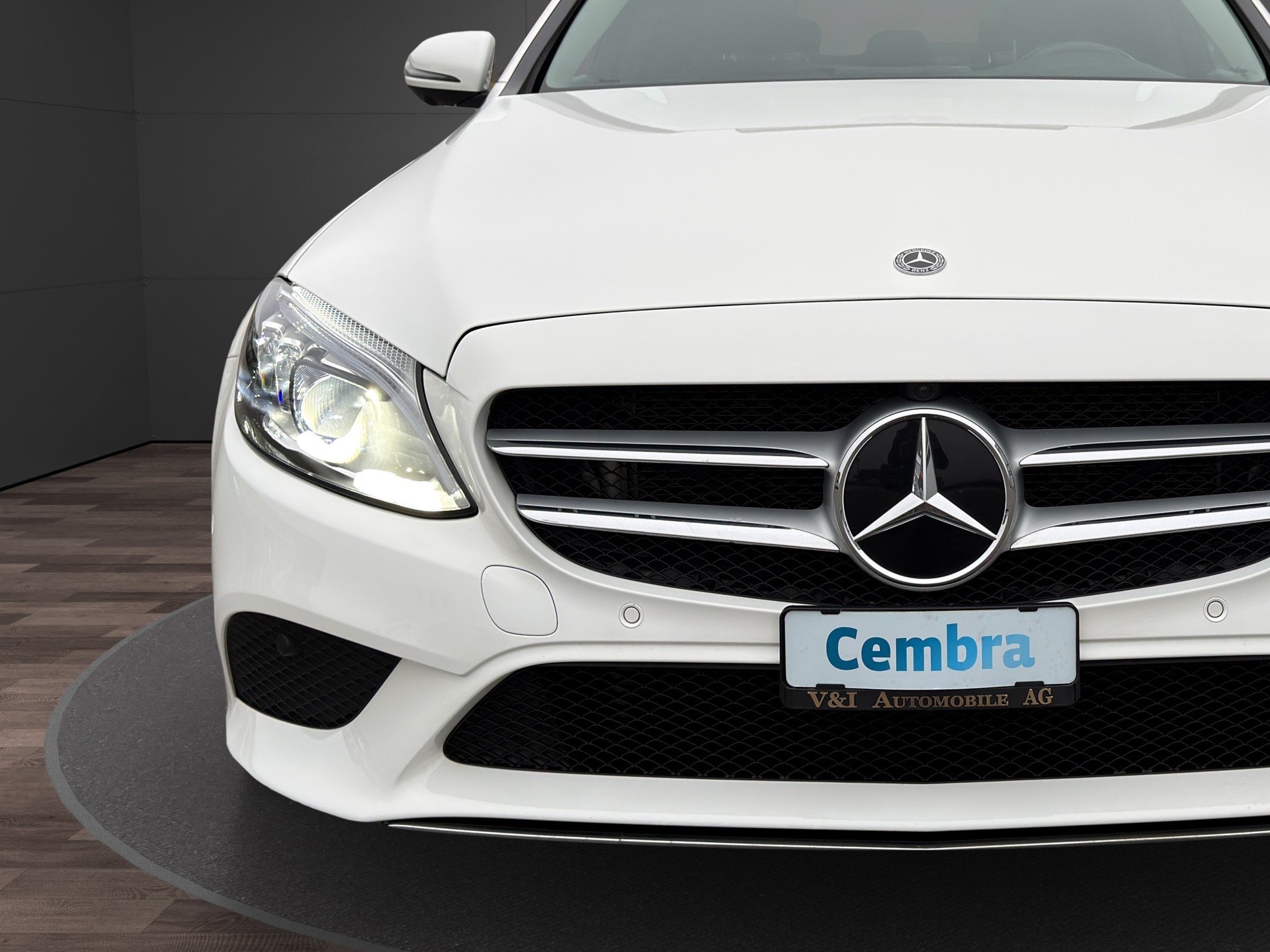 MERCEDES-BENZ C 220 d Swiss Star Avantgarde 4Matic 9G-Tronic-image-8