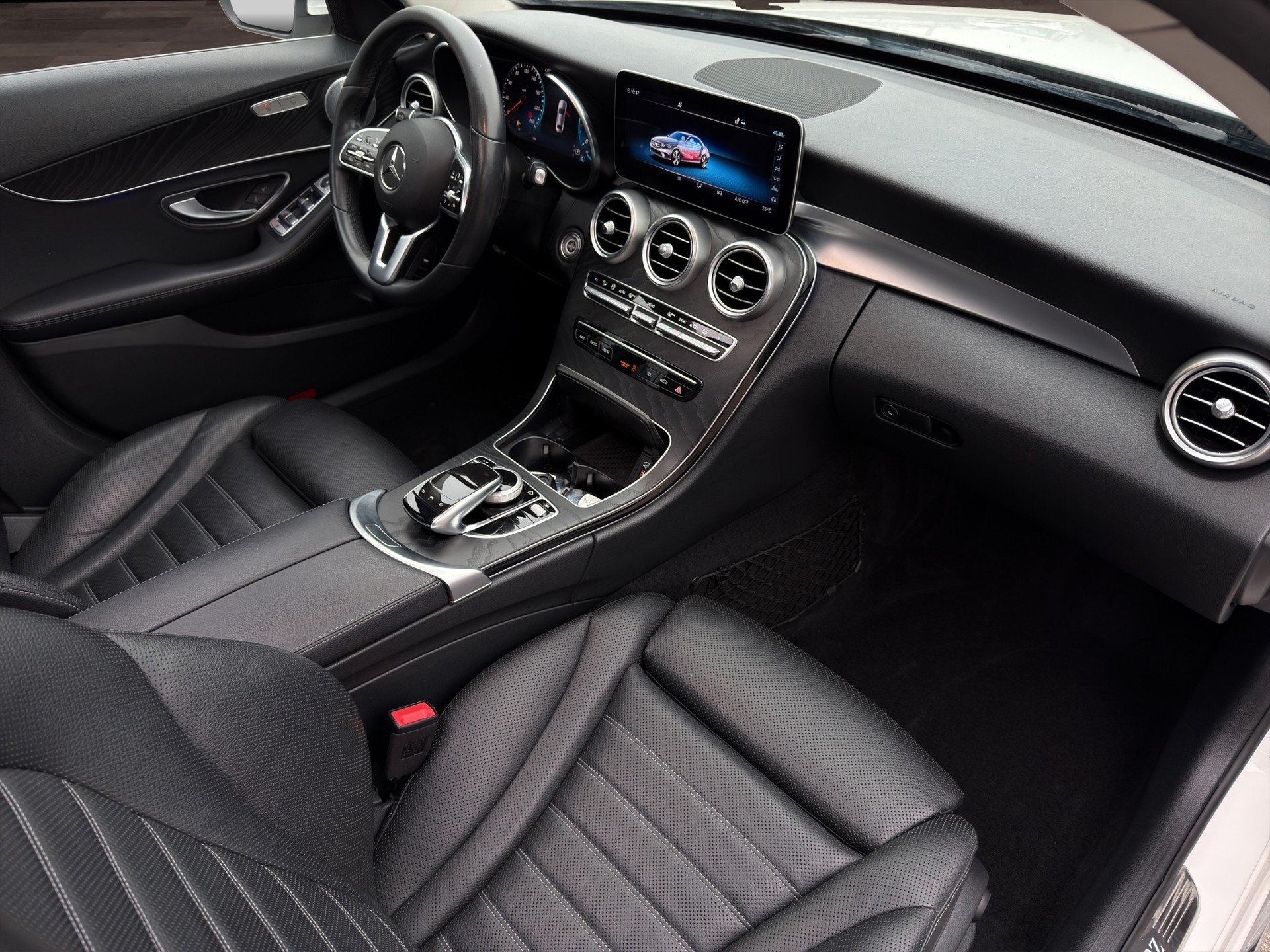 MERCEDES-BENZ C 220 d Swiss Star Avantgarde 4Matic 9G-Tronic-image-18