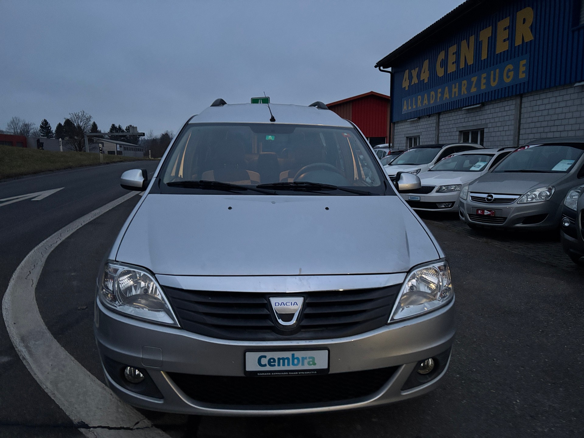 DACIA Logan 1.6 16V E85 Lauréate-image-15