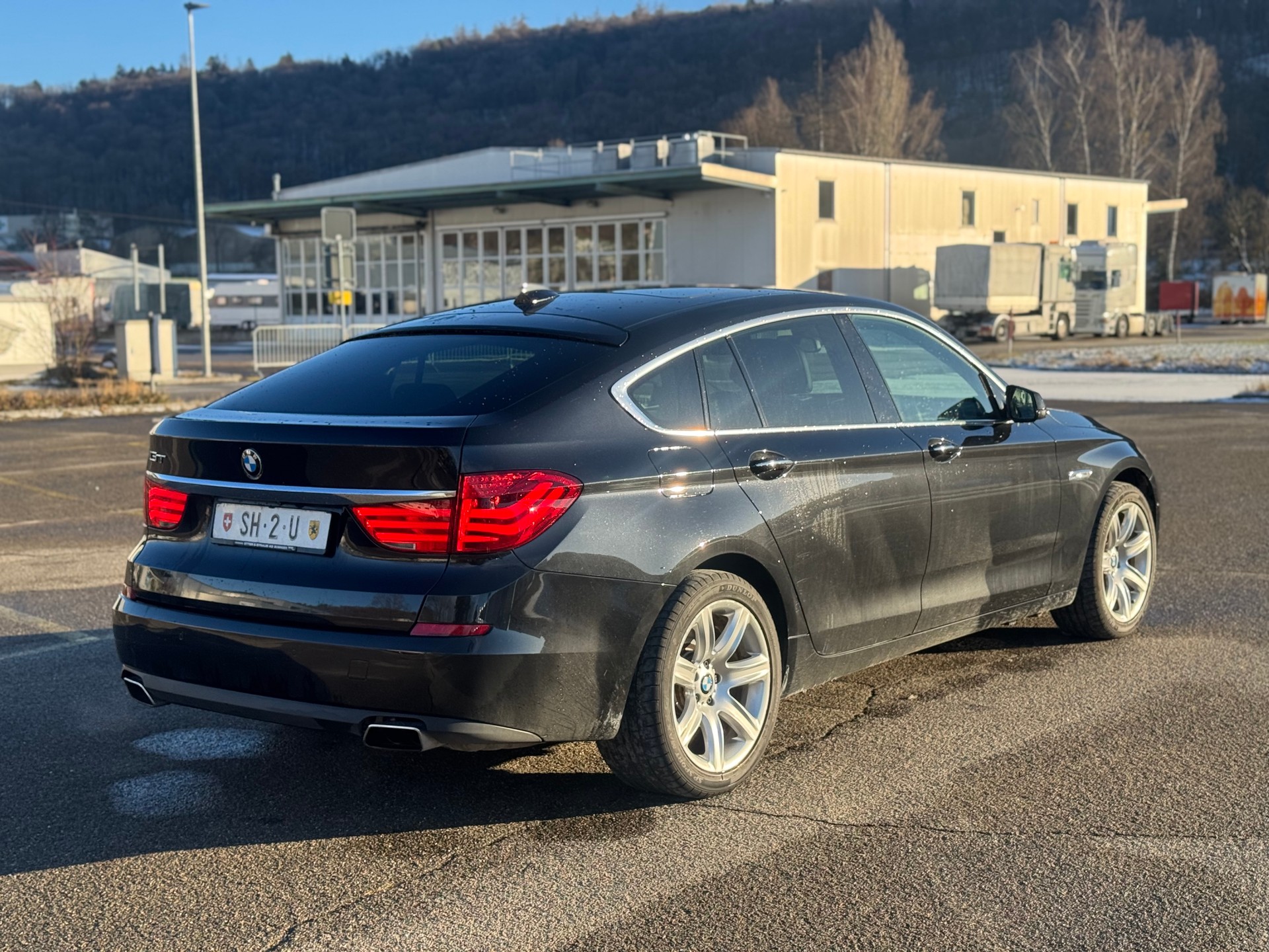 BMW 550i xDrive GT Steptronic-image-4