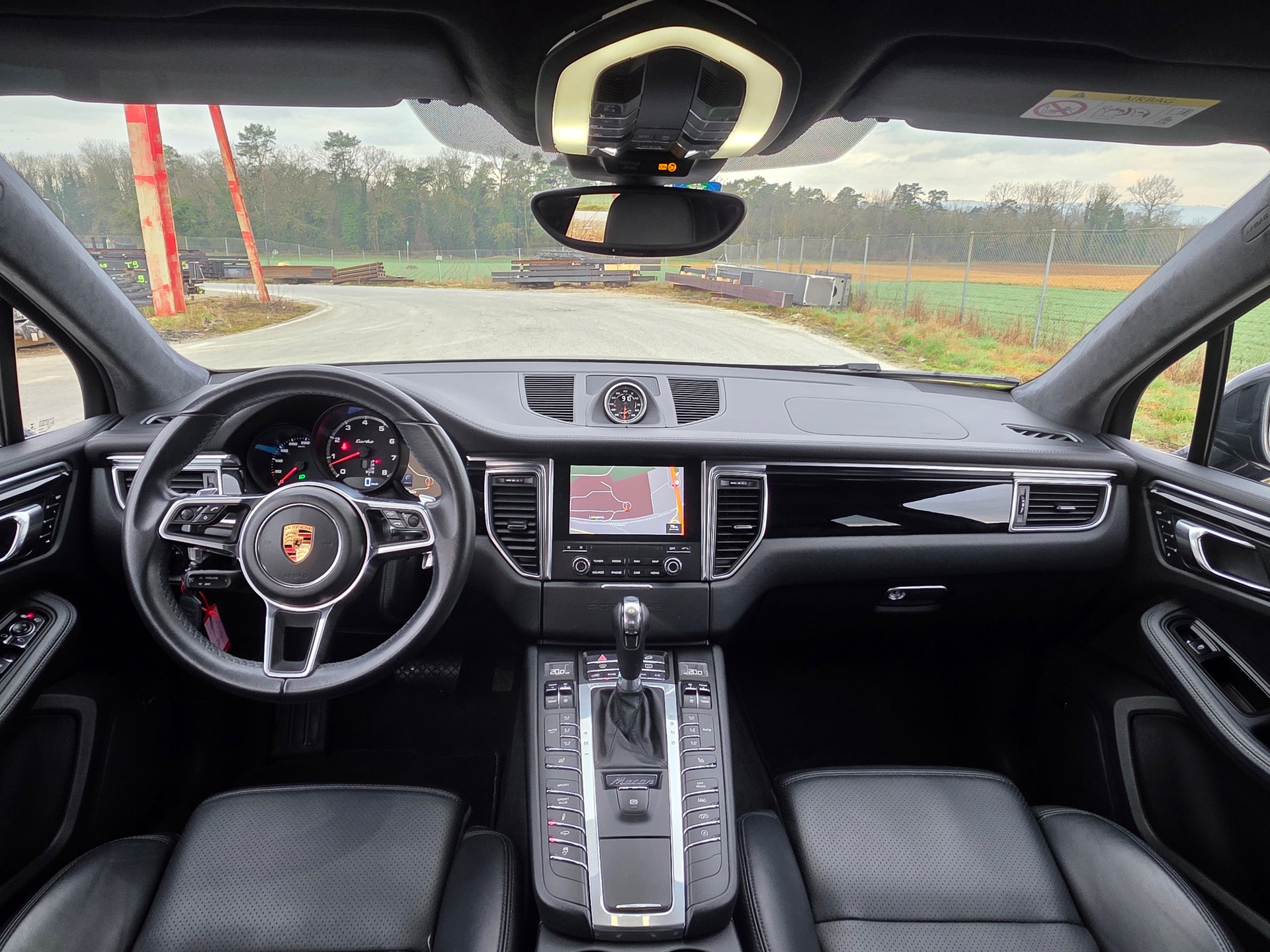 PORSCHE Macan Turbo Performance PDK / Neu ab Mfk-image-11