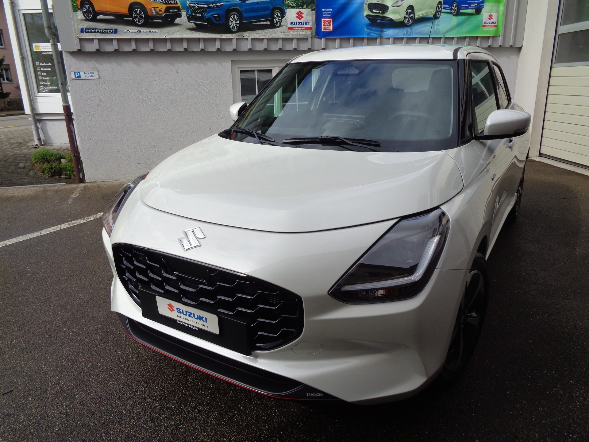 SUZUKI 1.2 Tradizio Top Hybrid-image-1
