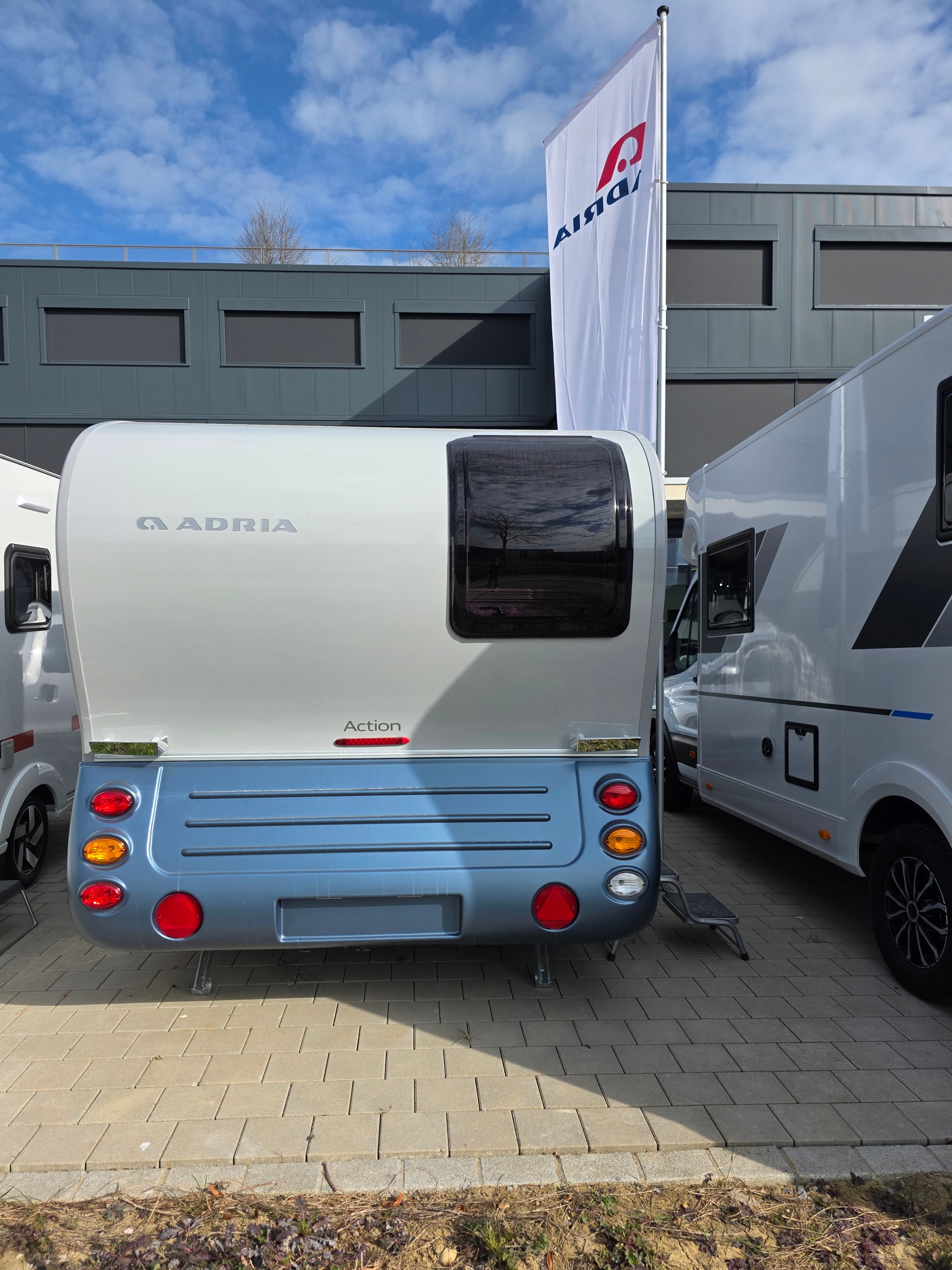 ADRIA Action 391 PH-showroom-element-2
