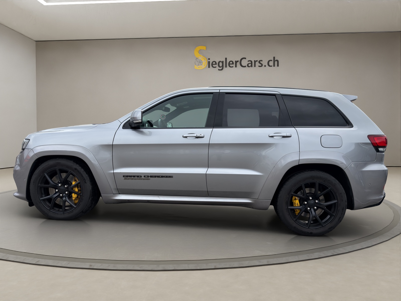 JEEP Grand Cherokee 6.2 V8 HEMI Trackhawk Automatic-image-5