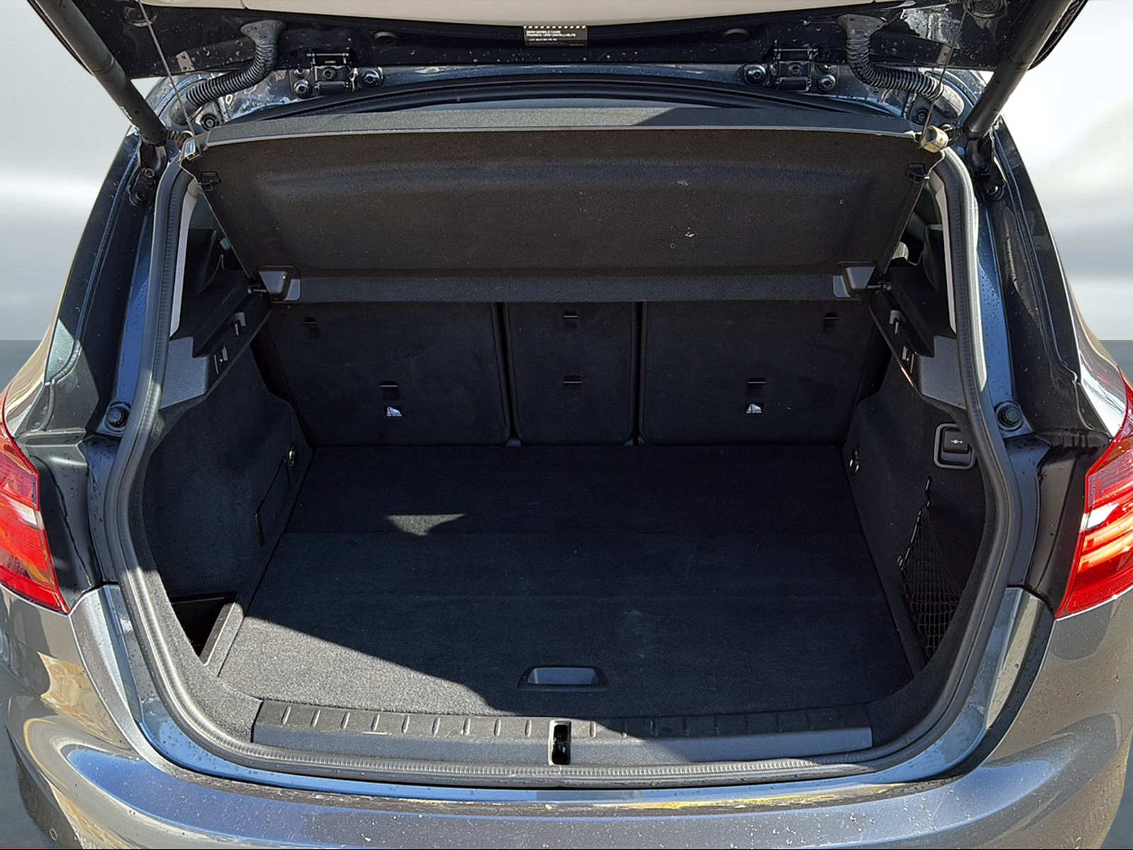 BMW 220d Active Tourer Steptronic-image-6