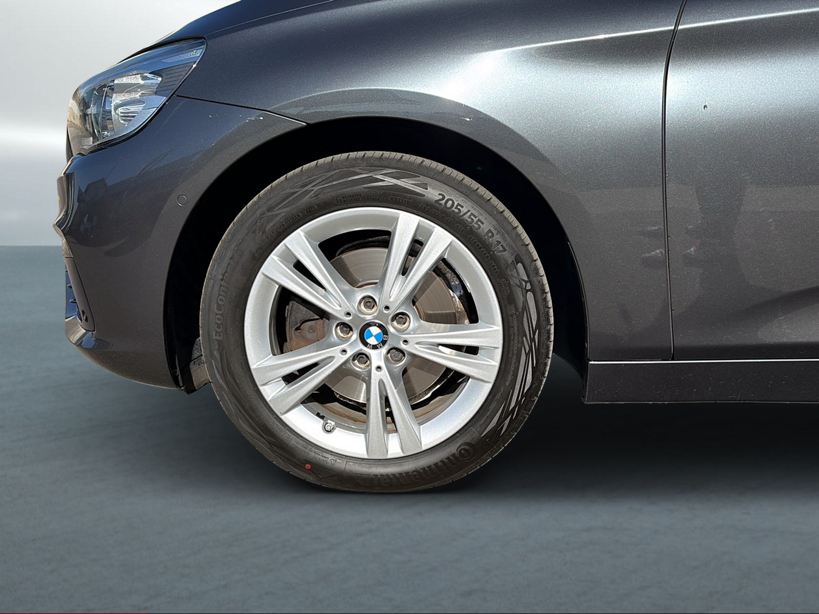BMW 220d Active Tourer Steptronic-showroom-element-2