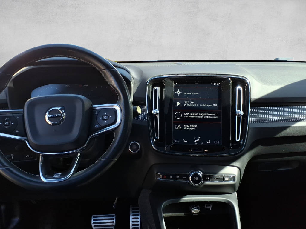 VOLVO XC40 2.0 D4 R-Design AWD-image-7