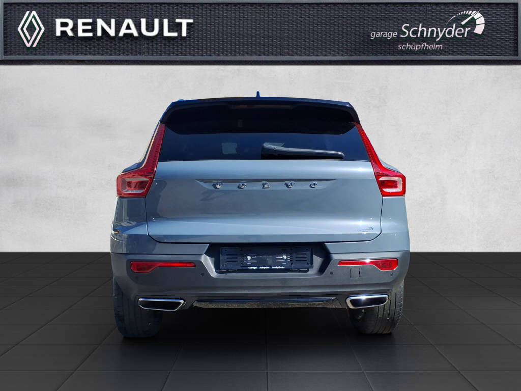 VOLVO XC40 2.0 D4 R-Design AWD-image-2