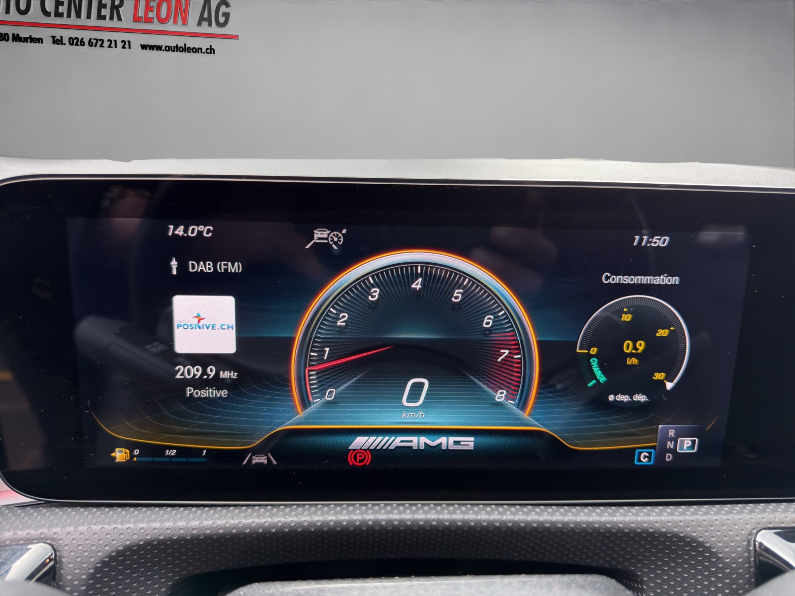 MERCEDES-BENZ A 35 AMG 4Matic Speedshift-image-10