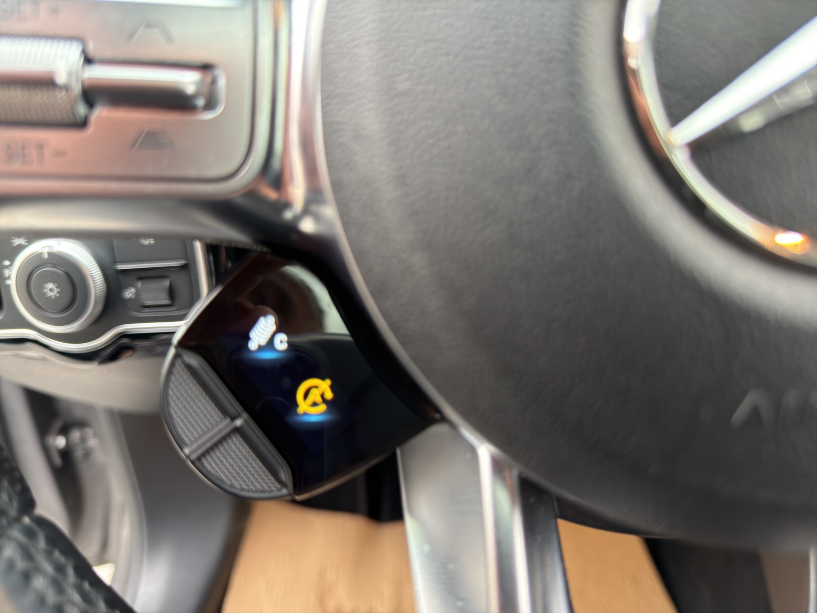 MERCEDES-BENZ A 35 AMG 4Matic Speedshift-image-26