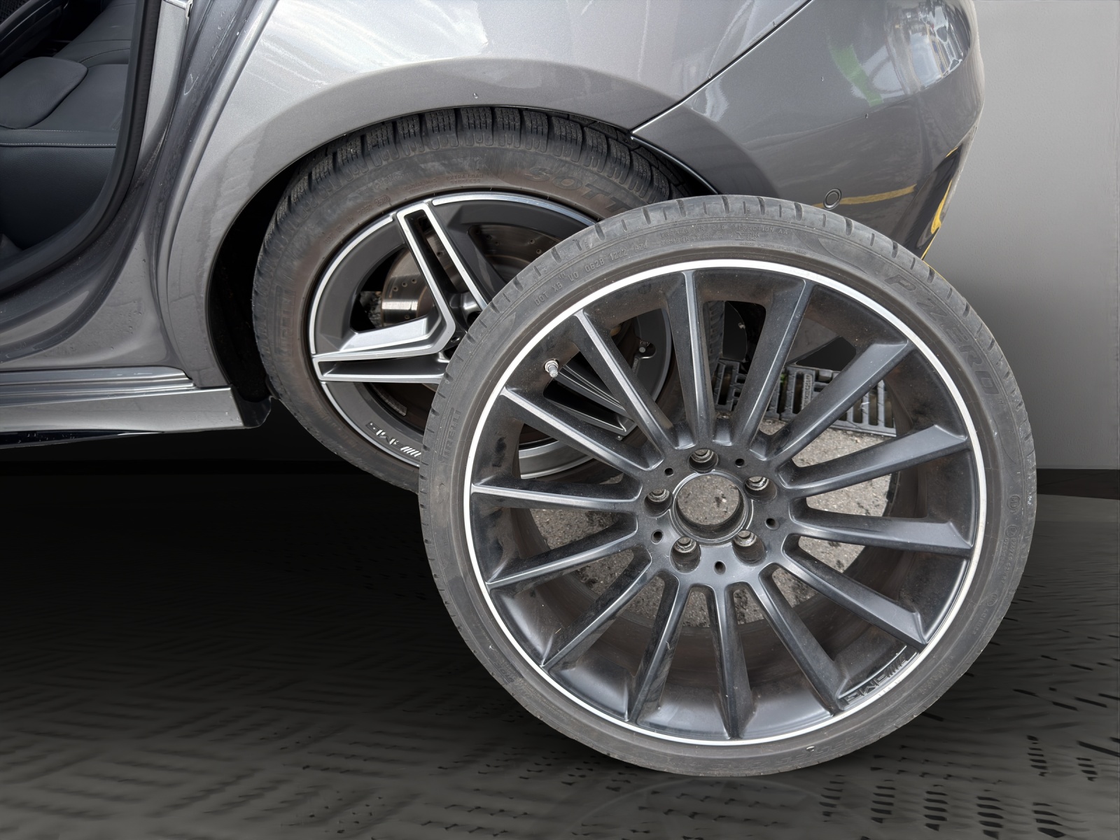 MERCEDES-BENZ A 35 AMG 4Matic Speedshift-image-19