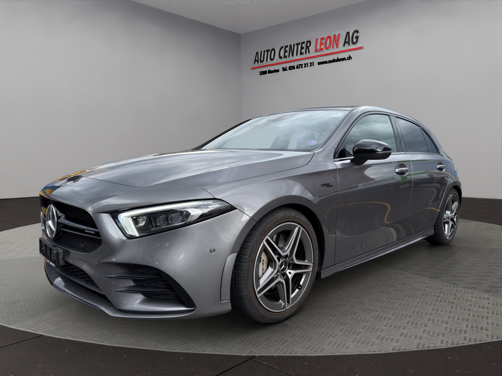 MERCEDES-BENZ A 35 AMG 4Matic Speedshift-showroom-element-1