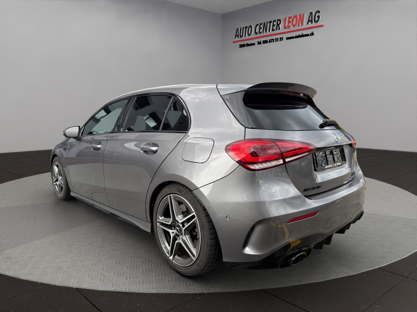 MERCEDES-BENZ A 35 AMG 4Matic Speedshift-showroom-element-3