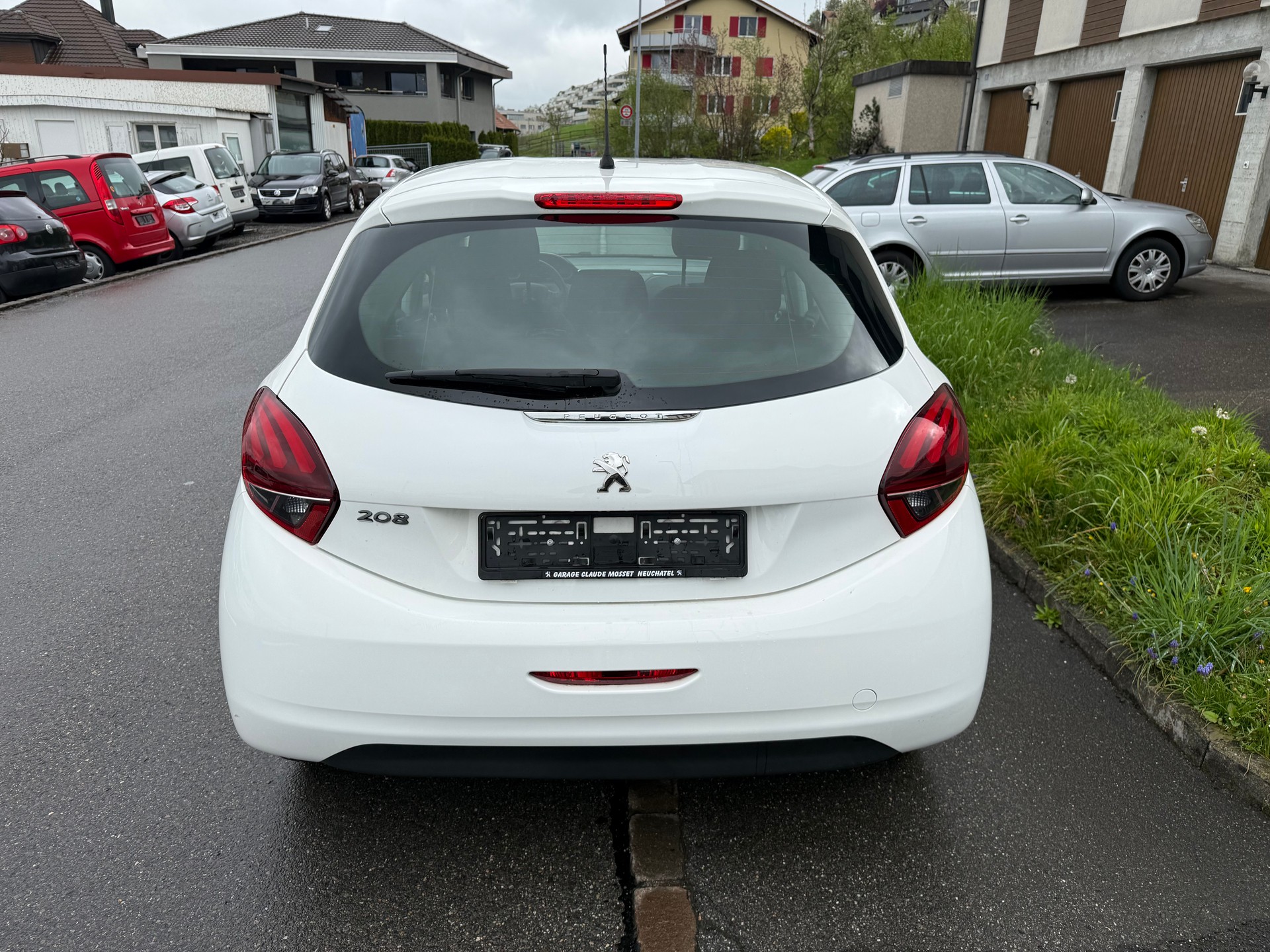 PEUGEOT 208 1.5 BlueHDi Active-image-5