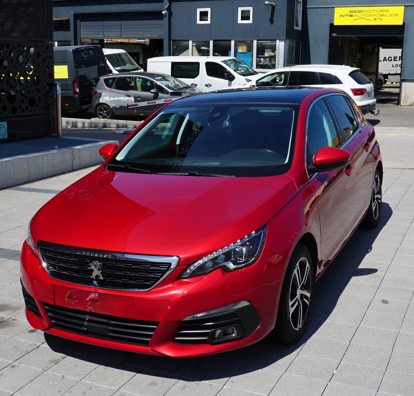 PEUGEOT 308 1.2 Pure Tech Allure EAT8