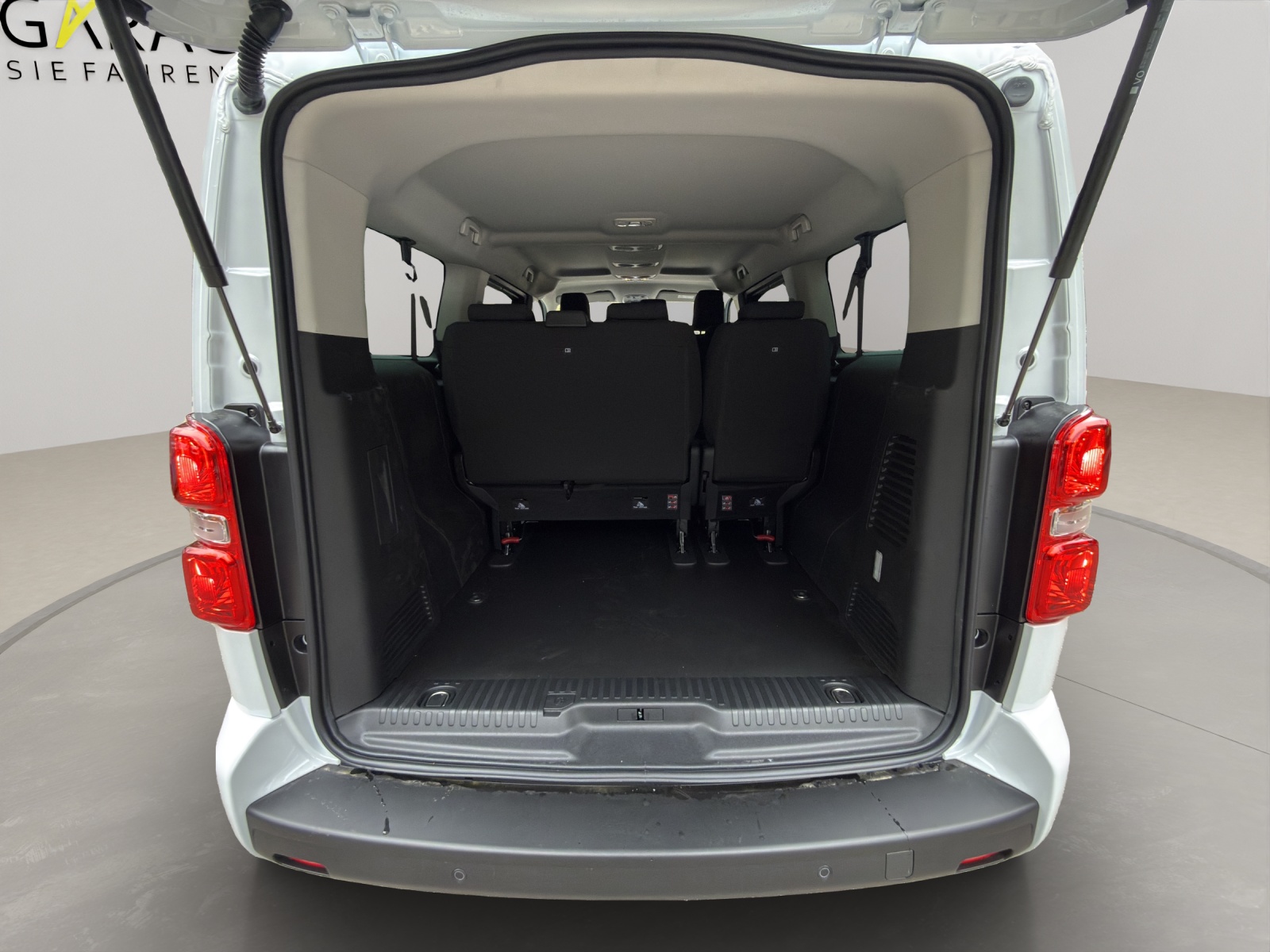 OPEL Zafira XL 2.2 CDTi S/S-image-17