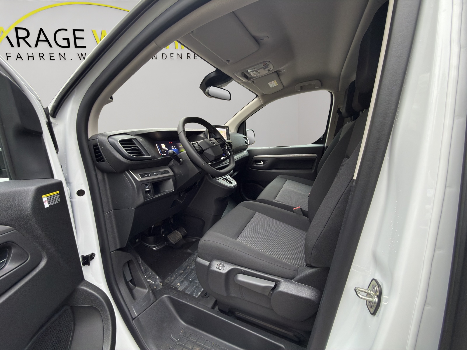 OPEL Zafira XL 2.2 CDTi S/S-image-12