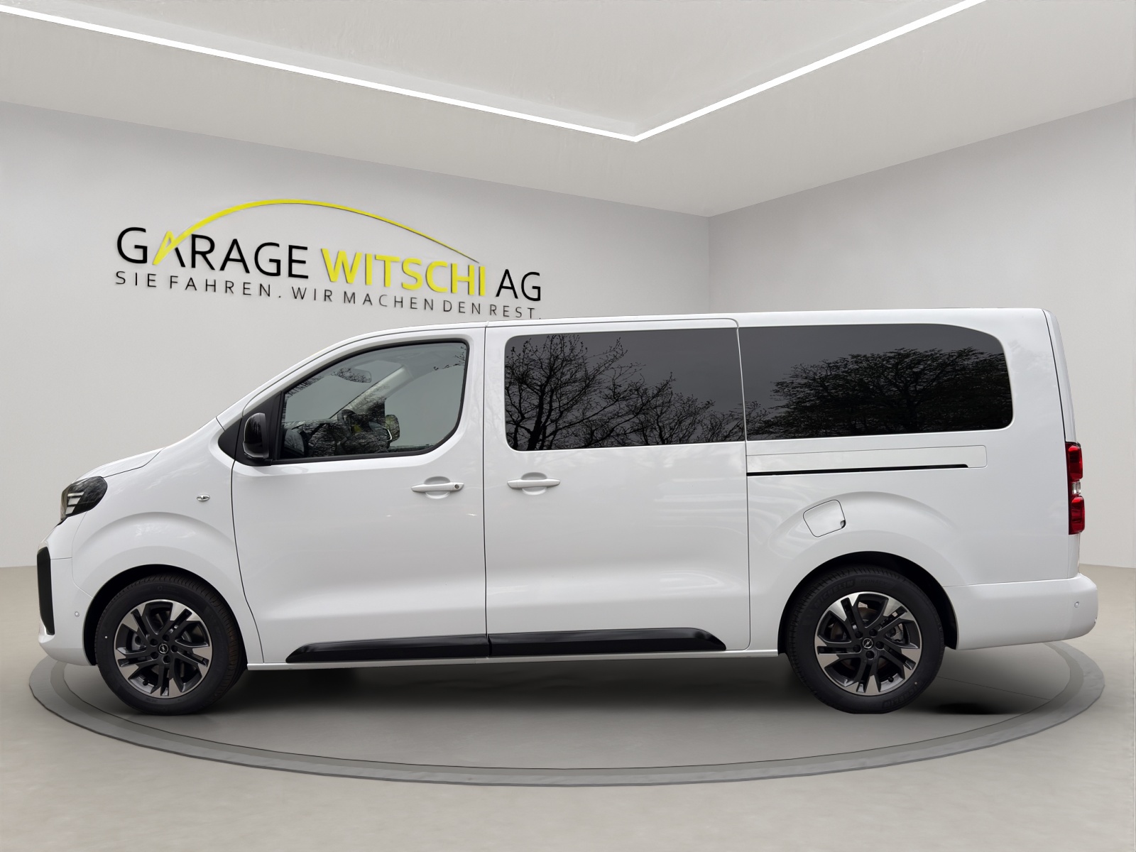 OPEL Zafira XL 2.2 CDTi S/S-image-11