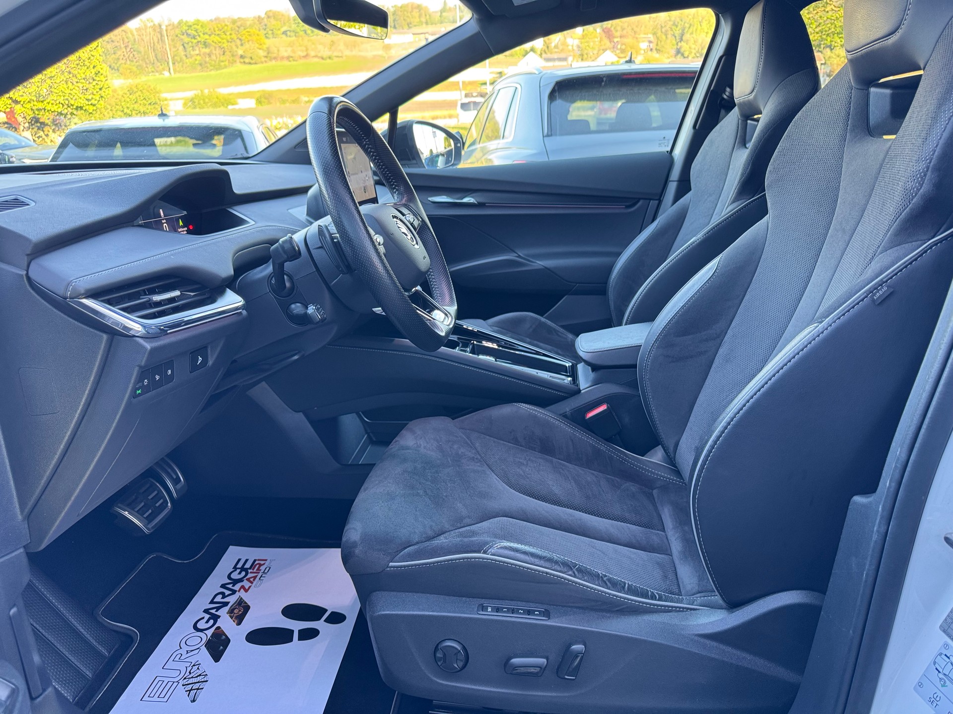 SKODA Enyaq iV 80 SportLine-showroom-element-1