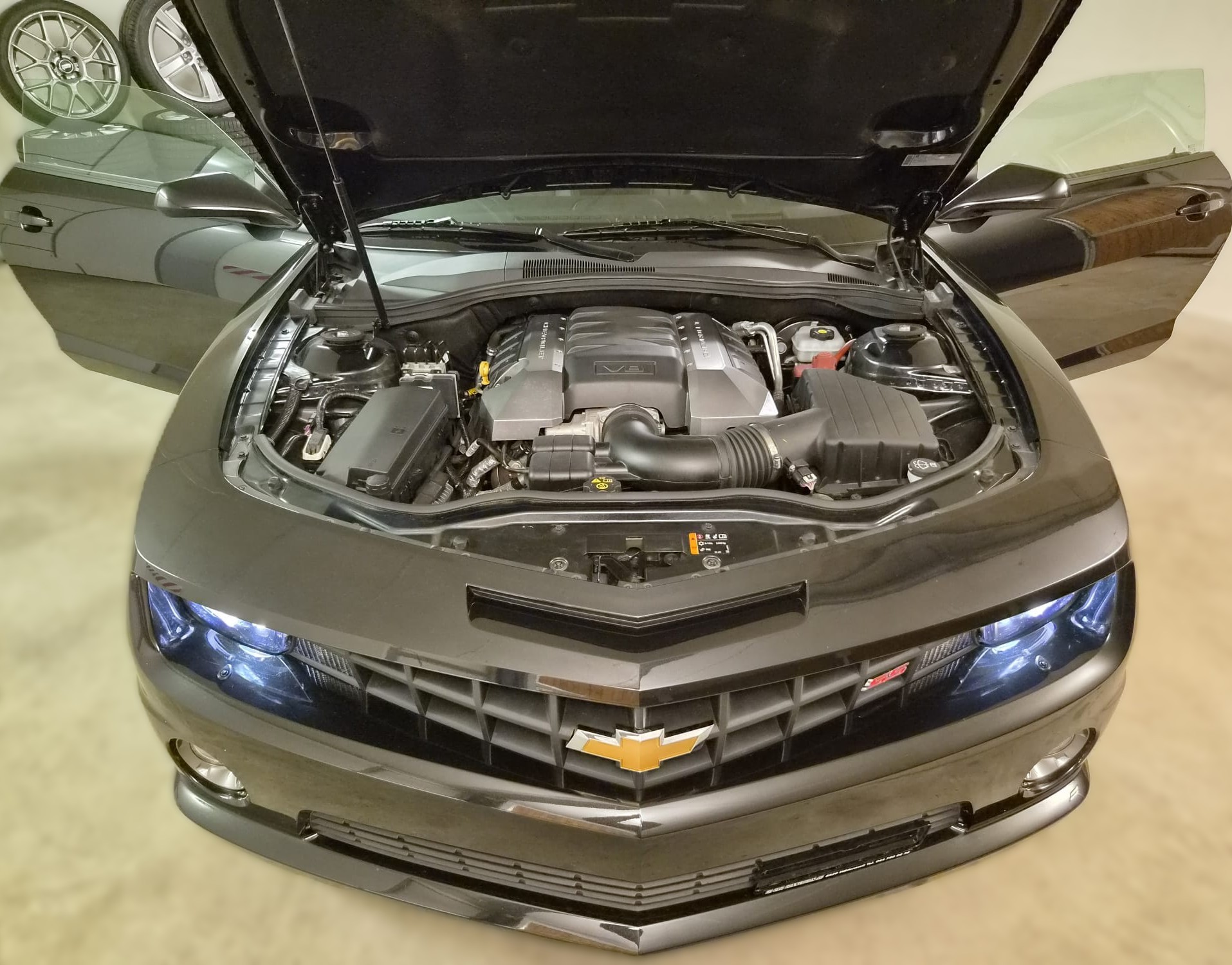 CHEVROLET Camaro SS 6.2 Coupé 45th Anniversary Edition - SAMMLERZUSTAND-image-12