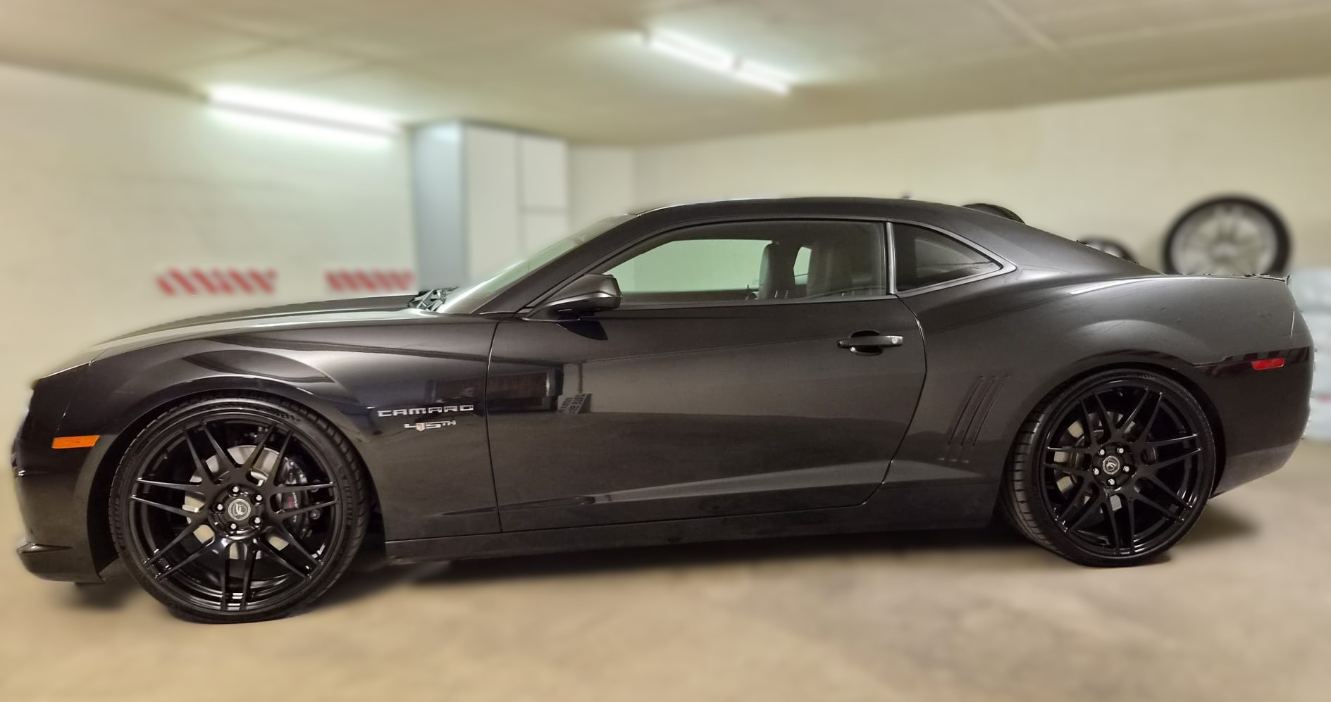 CHEVROLET Camaro SS 6.2 Coupé 45th Anniversary Edition - SAMMLERZUSTAND-image-5