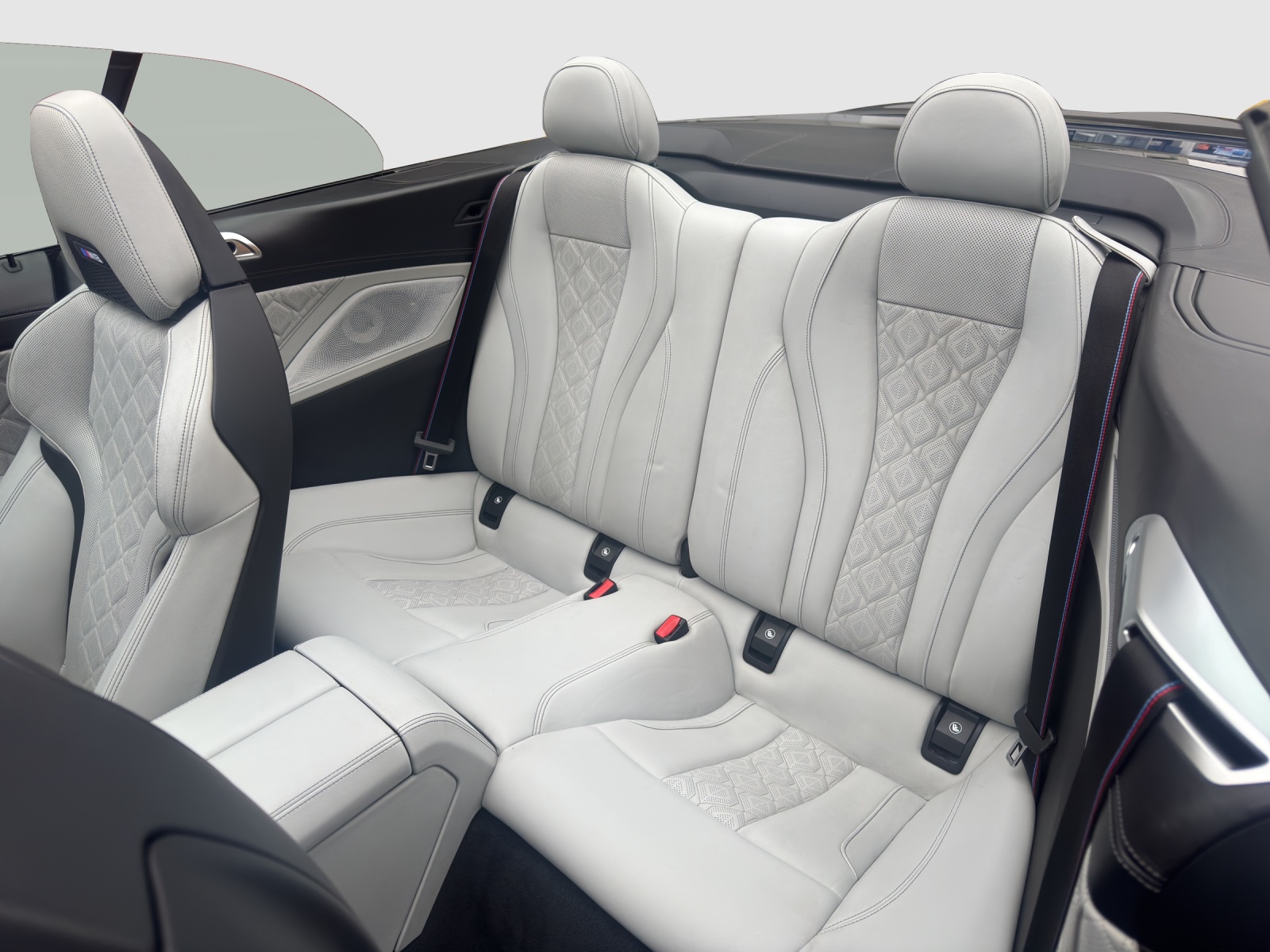 BMW M8 xDrive M Competition Steptronic-image-15