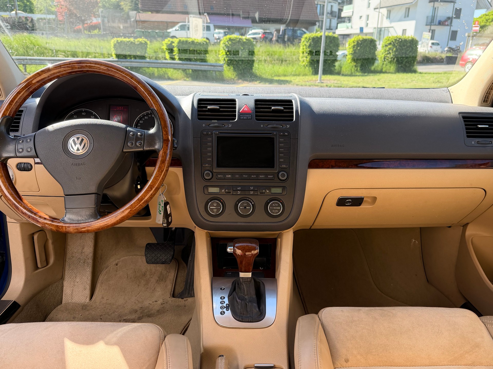 VW Golf 2.0 FSI Comfortline-image-9