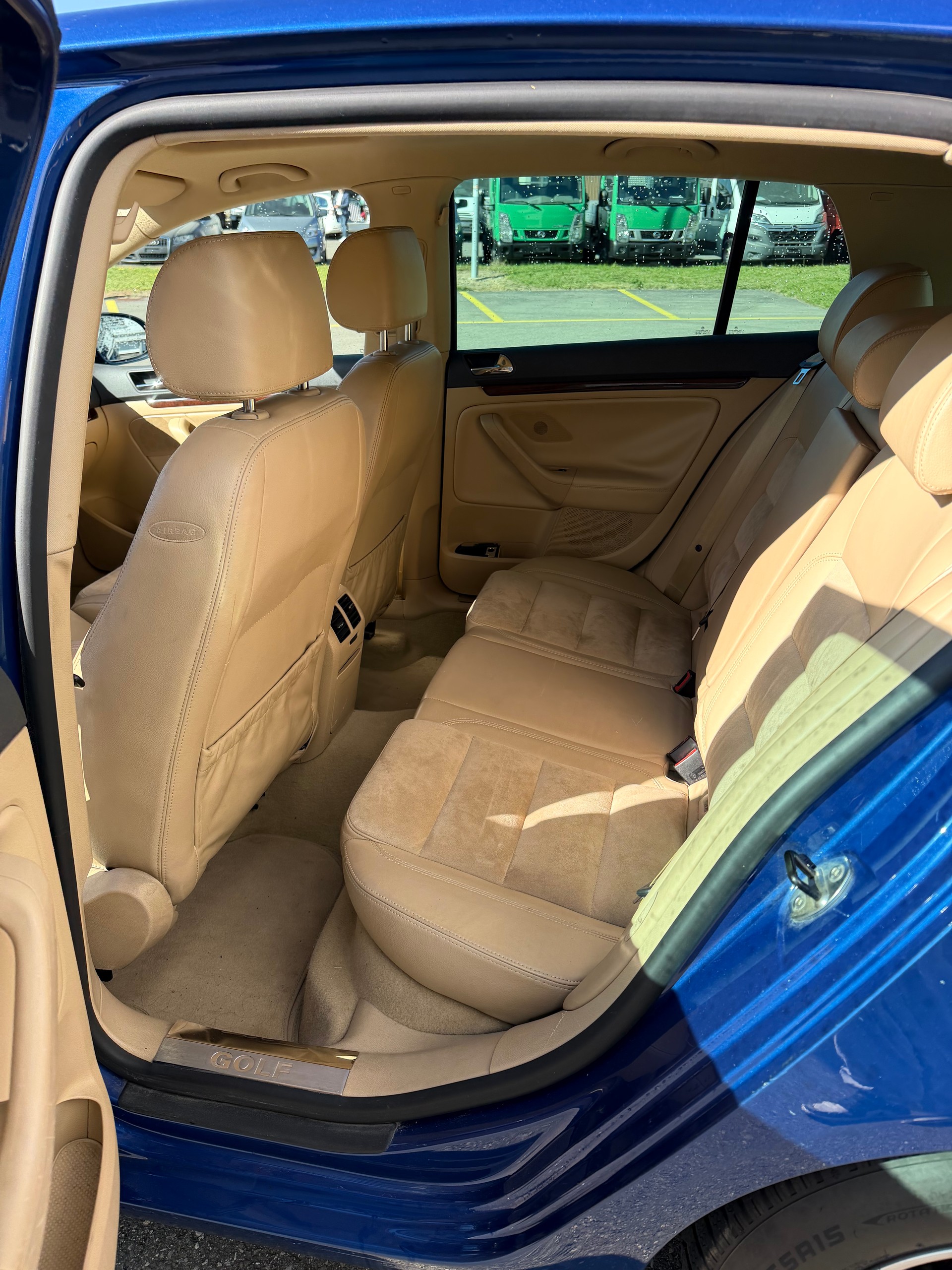VW Golf 2.0 FSI Comfortline-image-5