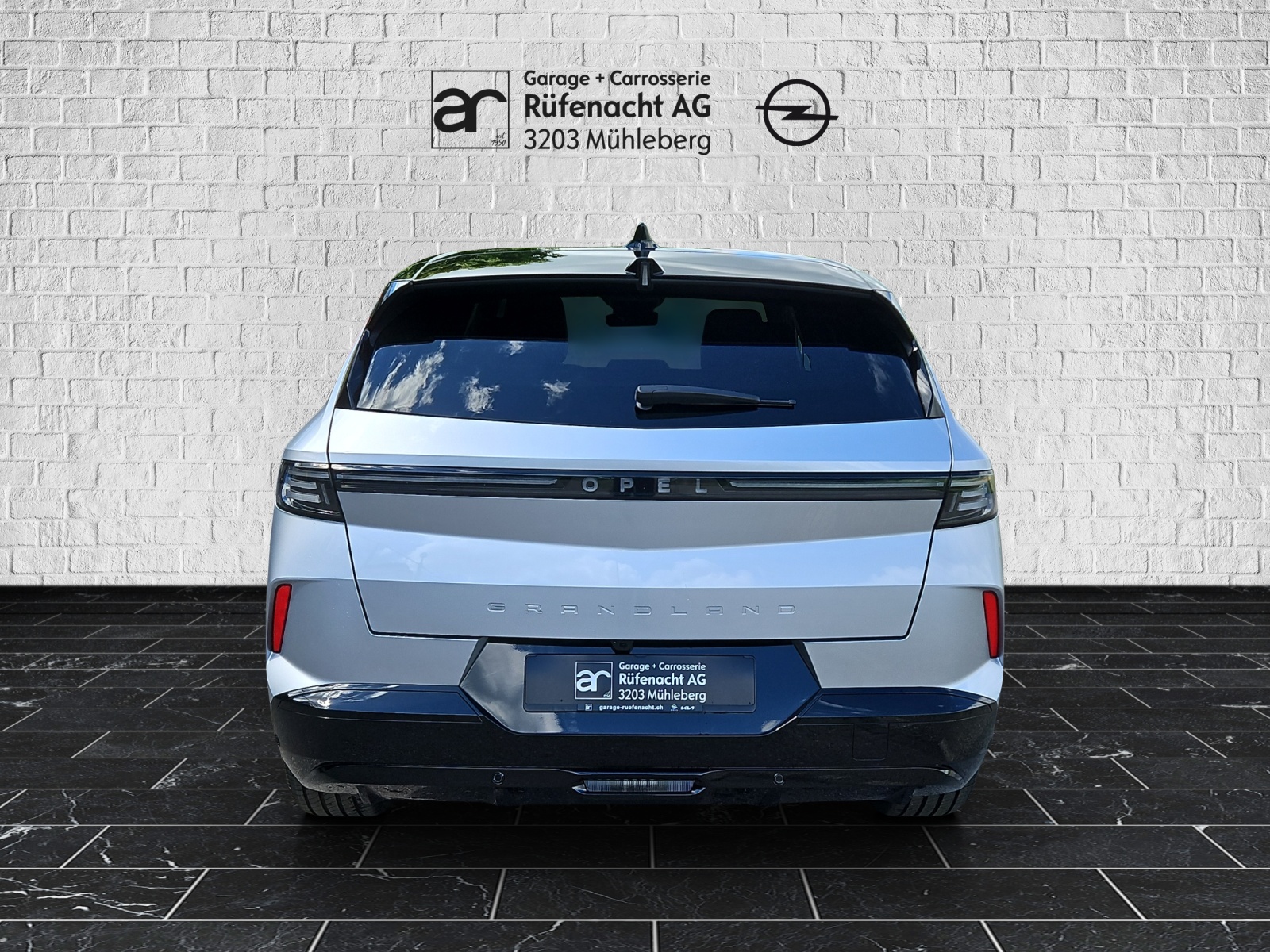 OPEL Grandland-e long range GS-showroom-element-3