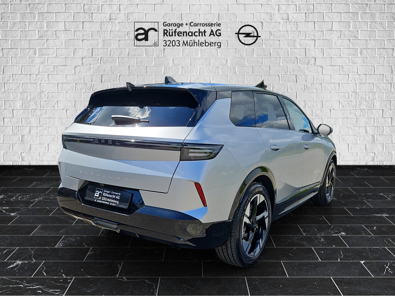 OPEL Grandland-e long range GS-showroom-element-1