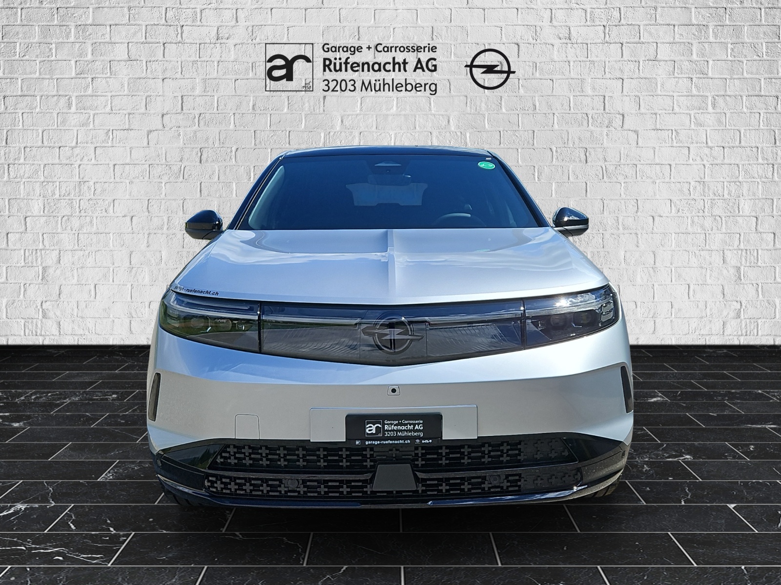 OPEL Grandland-e long range GS-showroom-element-2