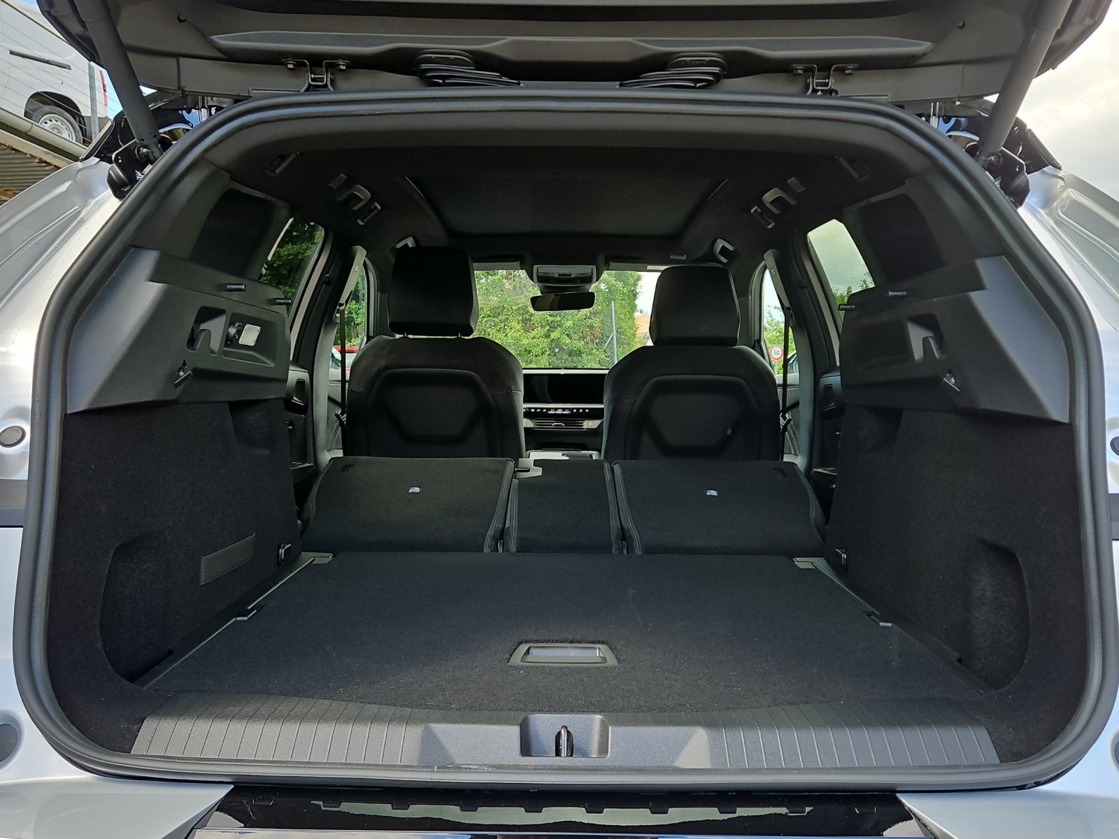 OPEL Grandland-e long range GS-image-9