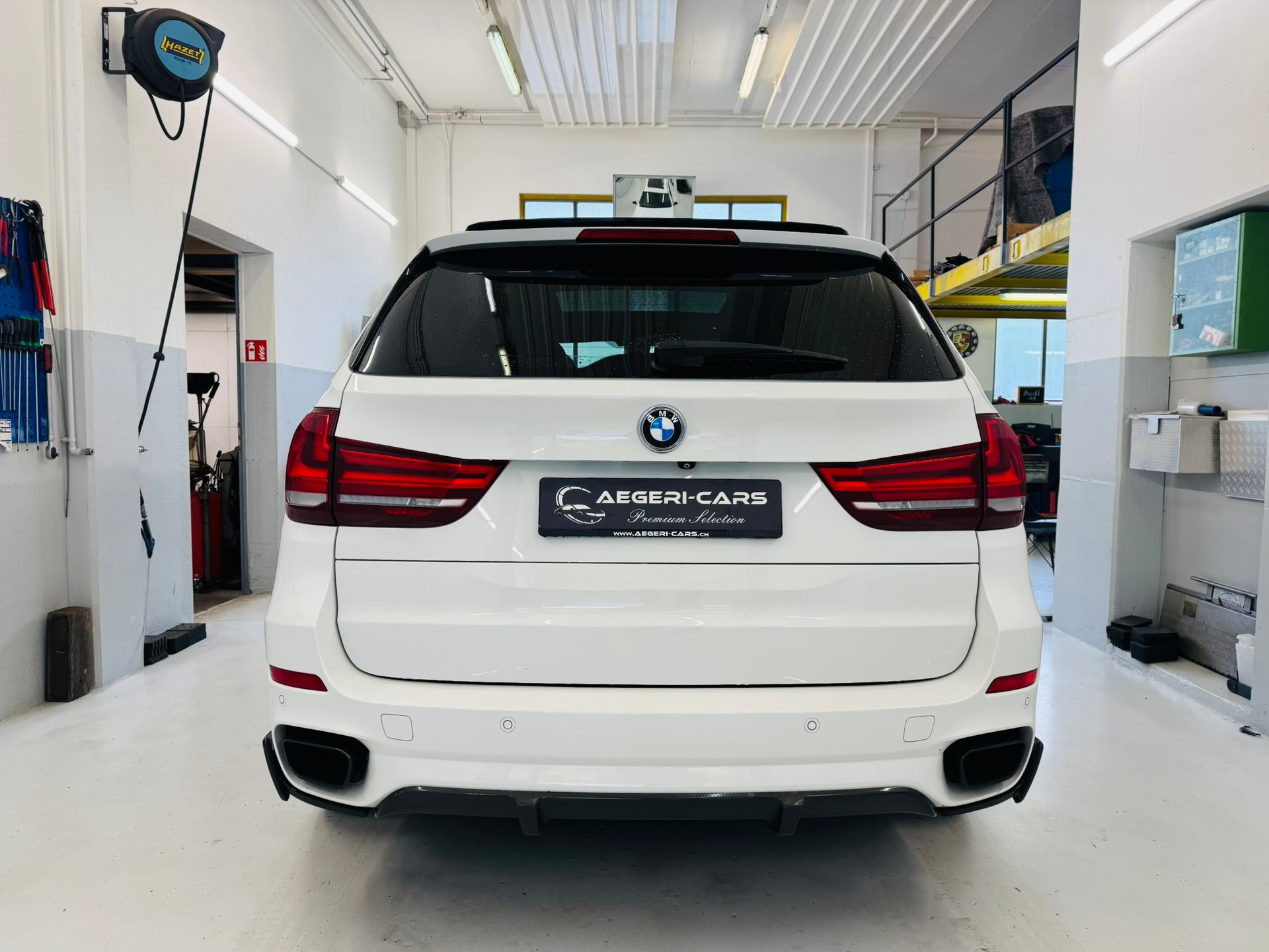 BMW X5 xDrive M50d Steptronic-image-4