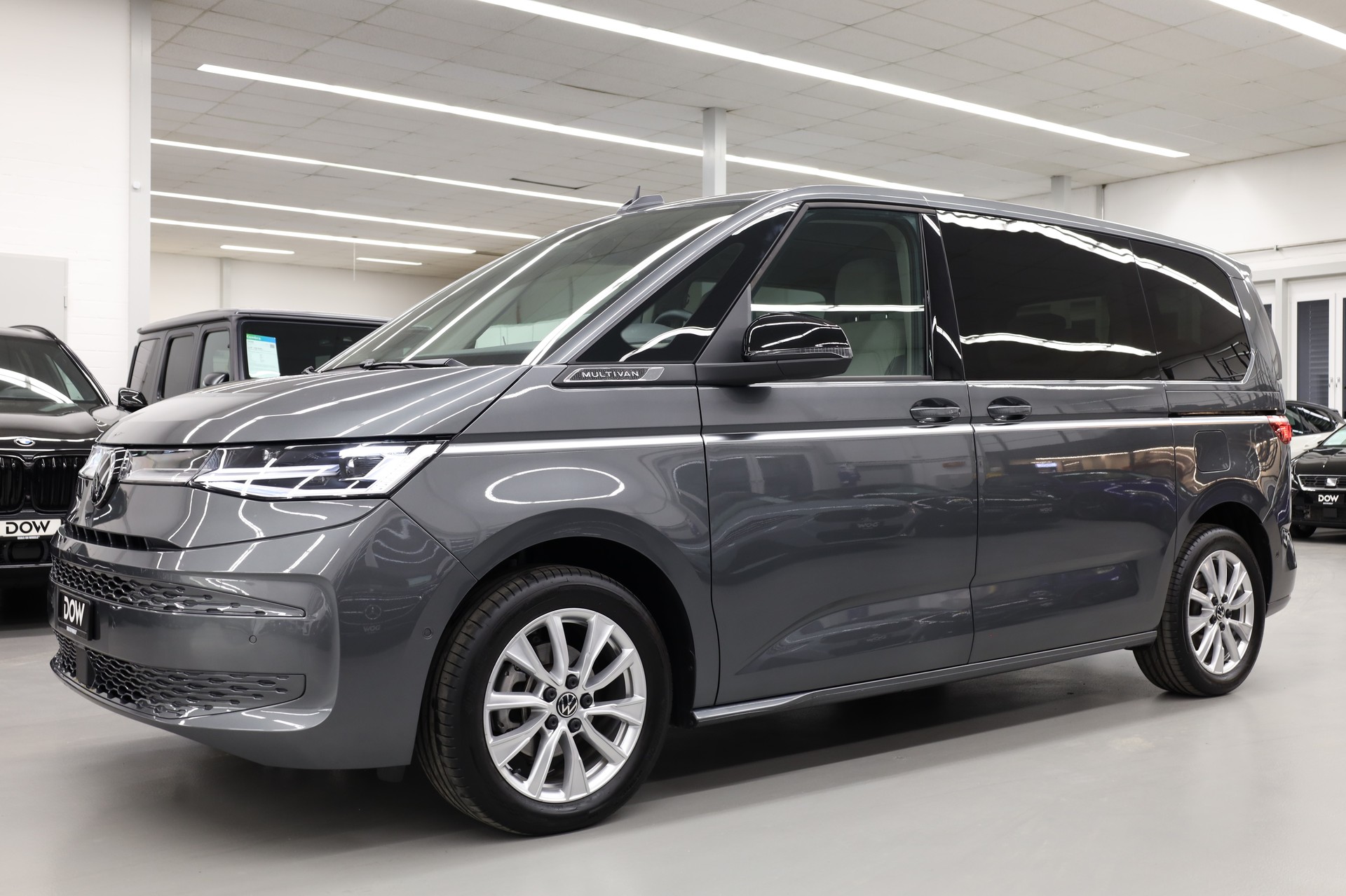 VW T7 Multivan kurz 2.0 TDI Style DSG-showroom-element-2