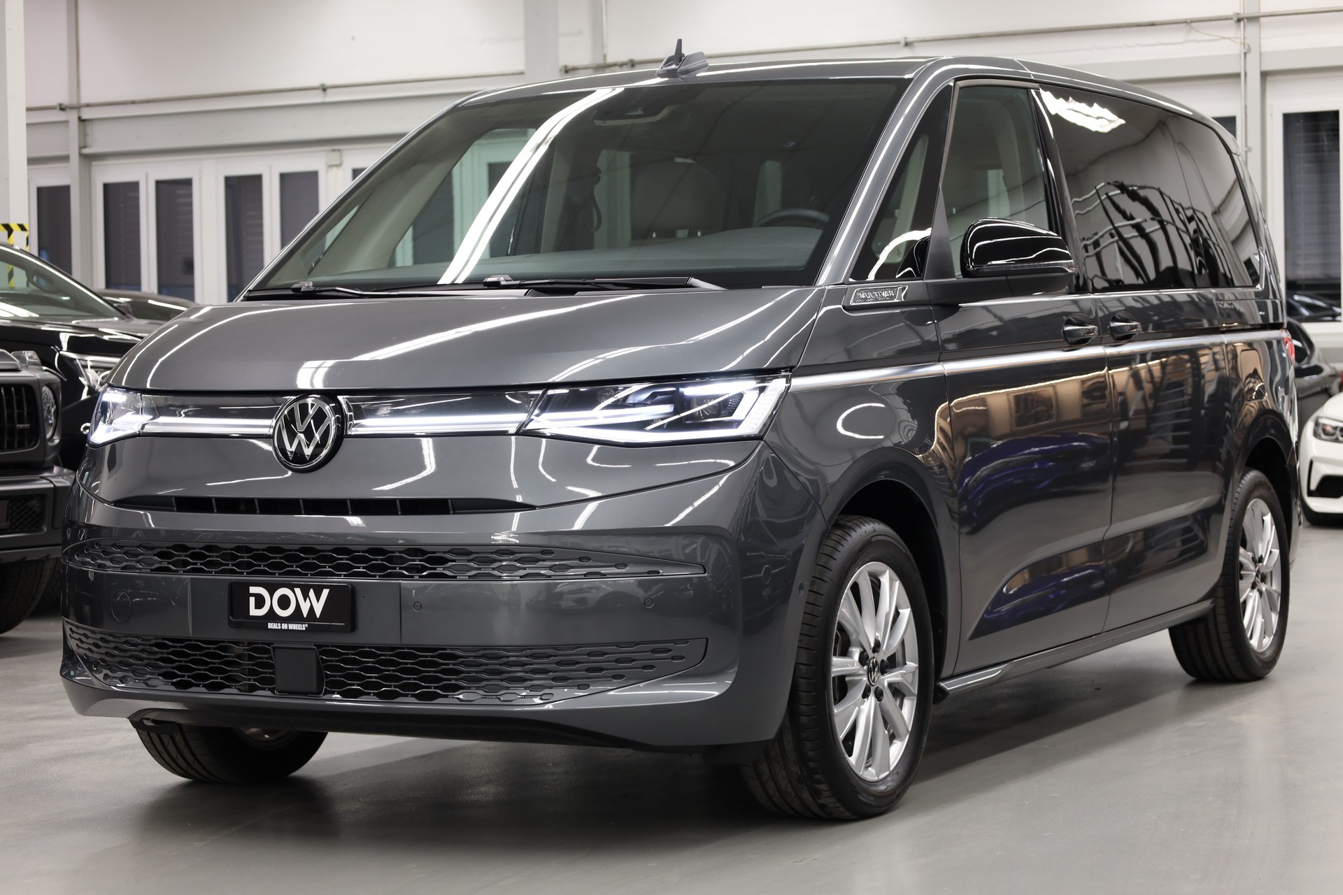 VW T7 Multivan kurz 2.0 TDI Style DSG-showroom-element-3