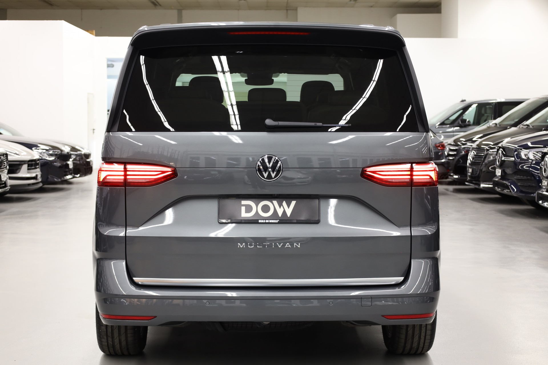 VW T7 Multivan kurz 2.0 TDI Style DSG-image-8