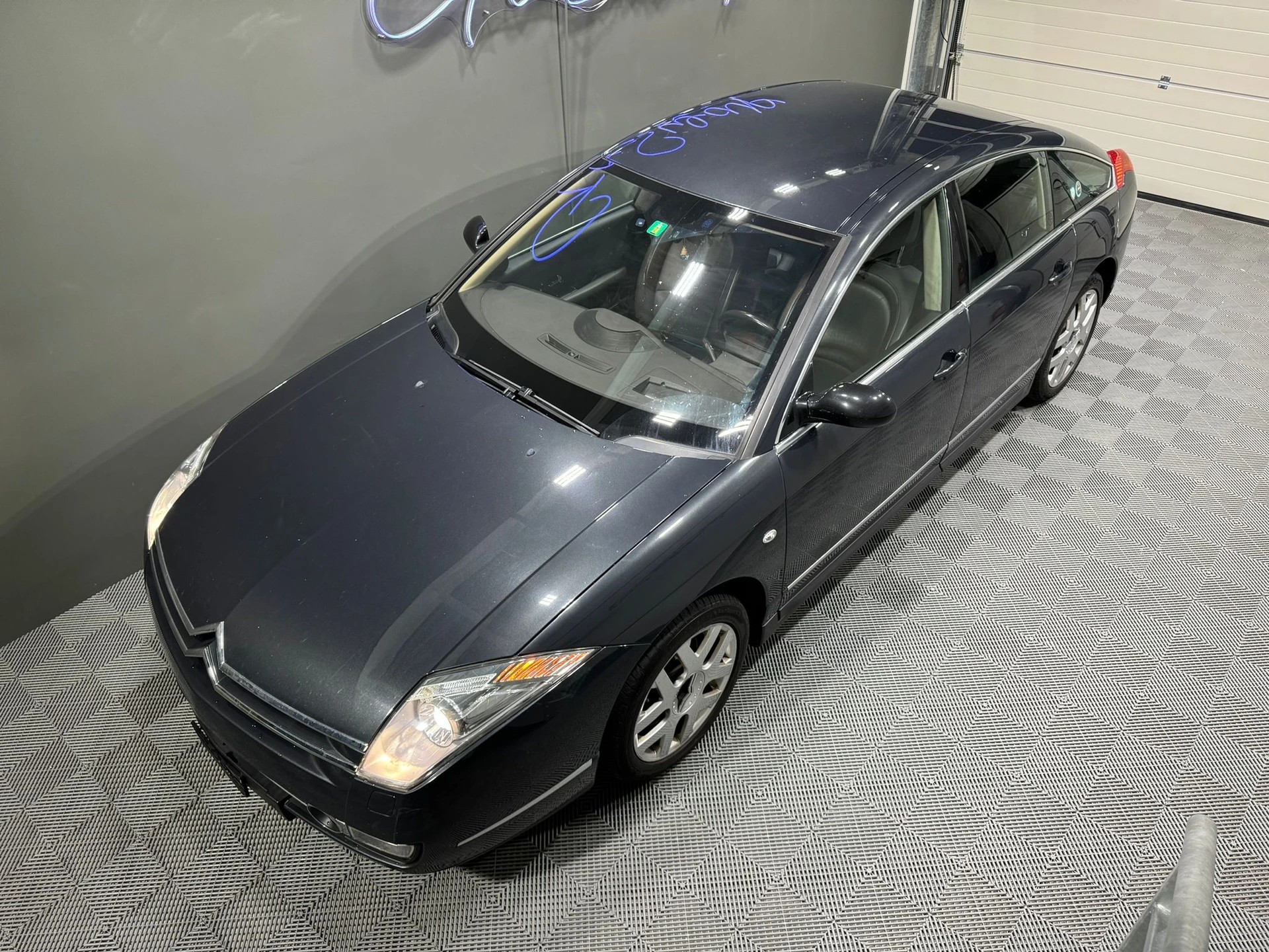 CITROEN C6 Sedan 2.7 HDi V6 Exclusive Automatic-image-4