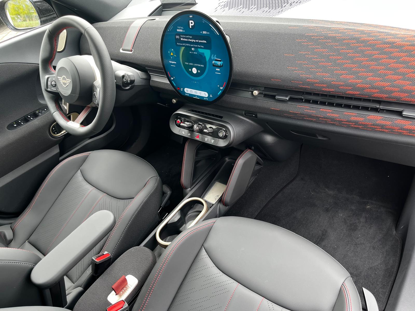 MINI Aceman e John Cooper Works-image-10
