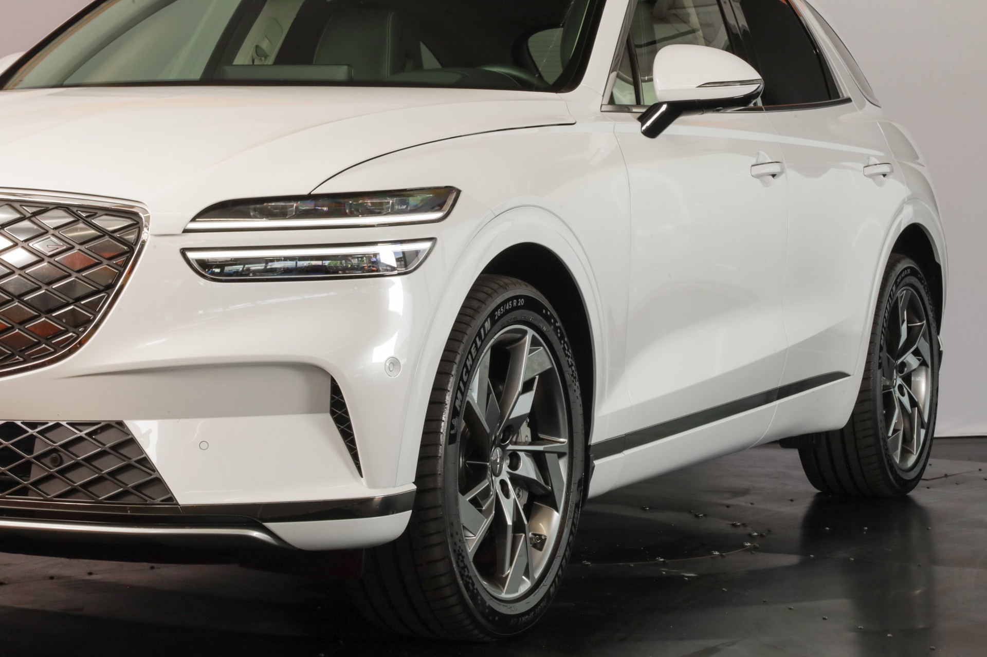 GENESIS GV70 Electrified Sport kWh 77,4 AWD-image-5