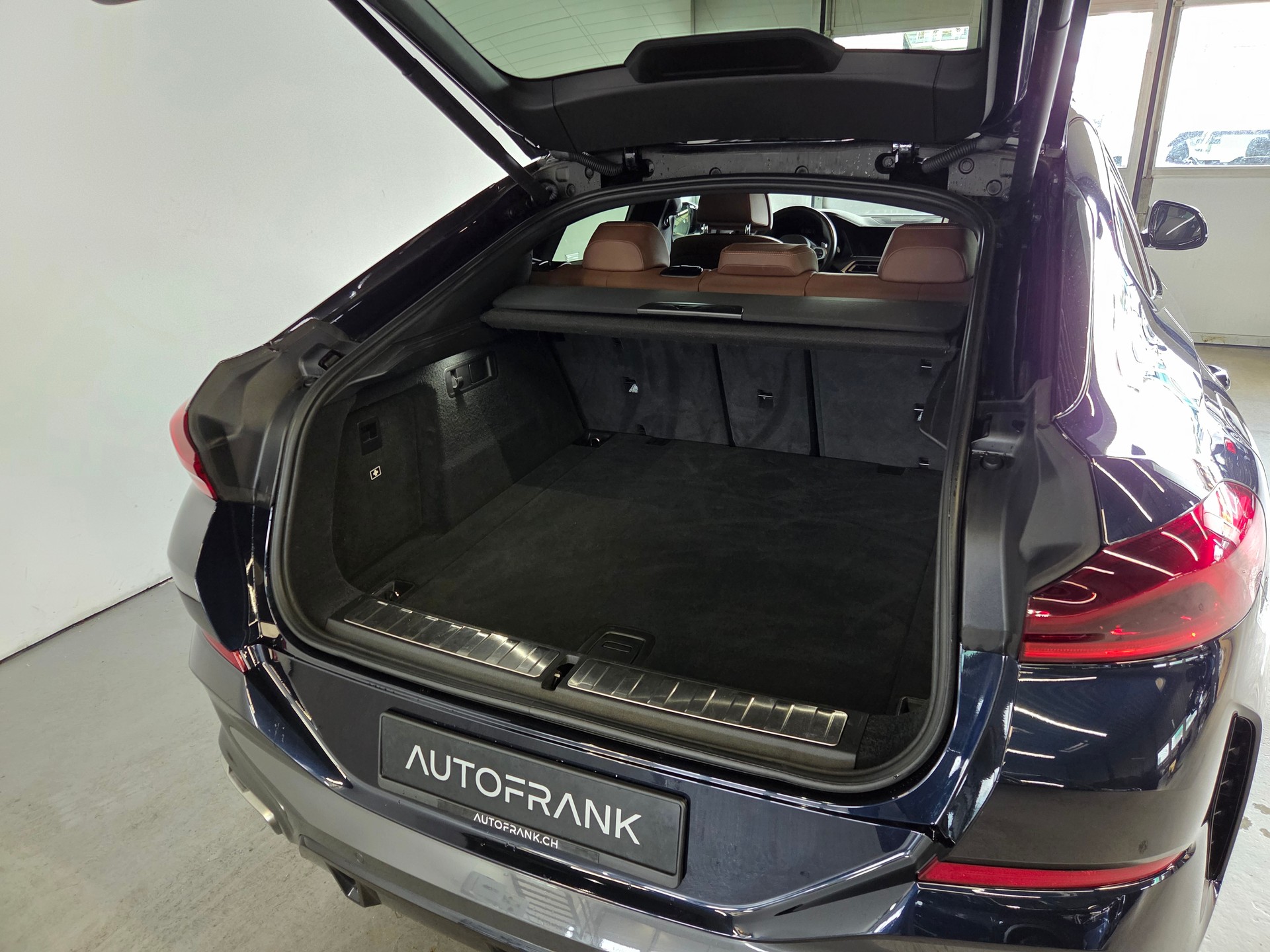 BMW X6 M50d-image-22
