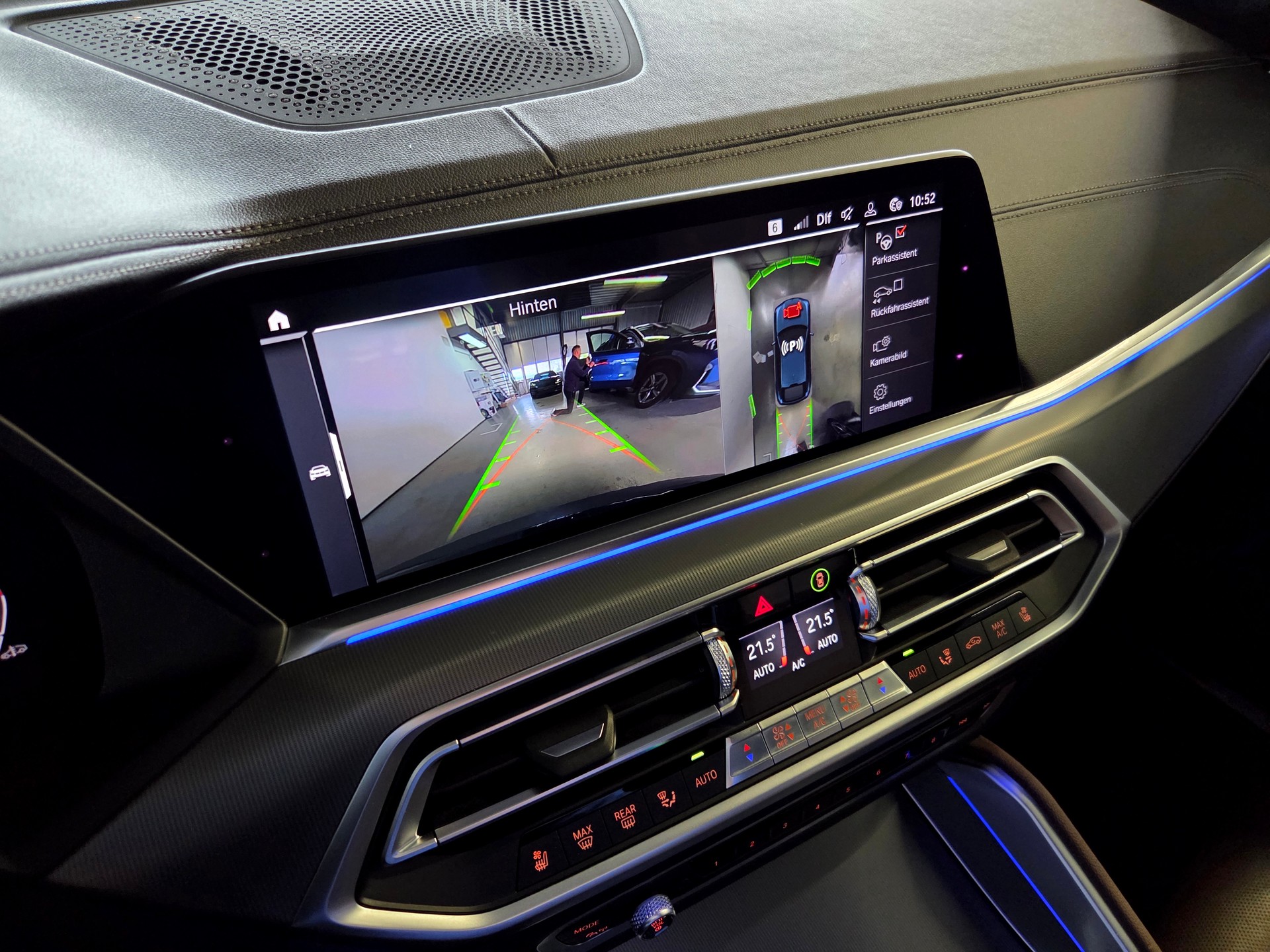 BMW X6 M50d-image-4