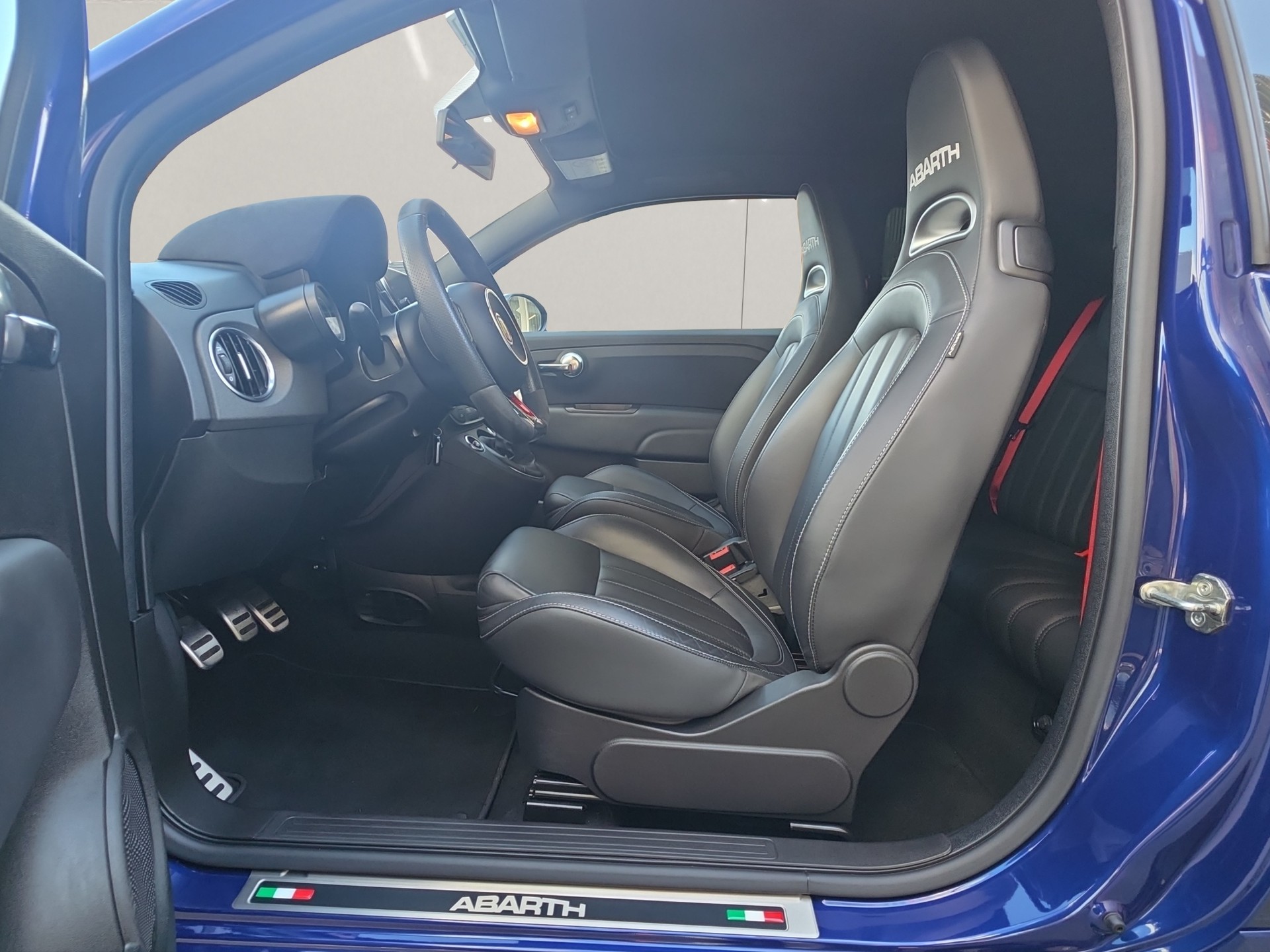 FIAT 595C 1.4 16V Turbo Abarth Competizione-image-12