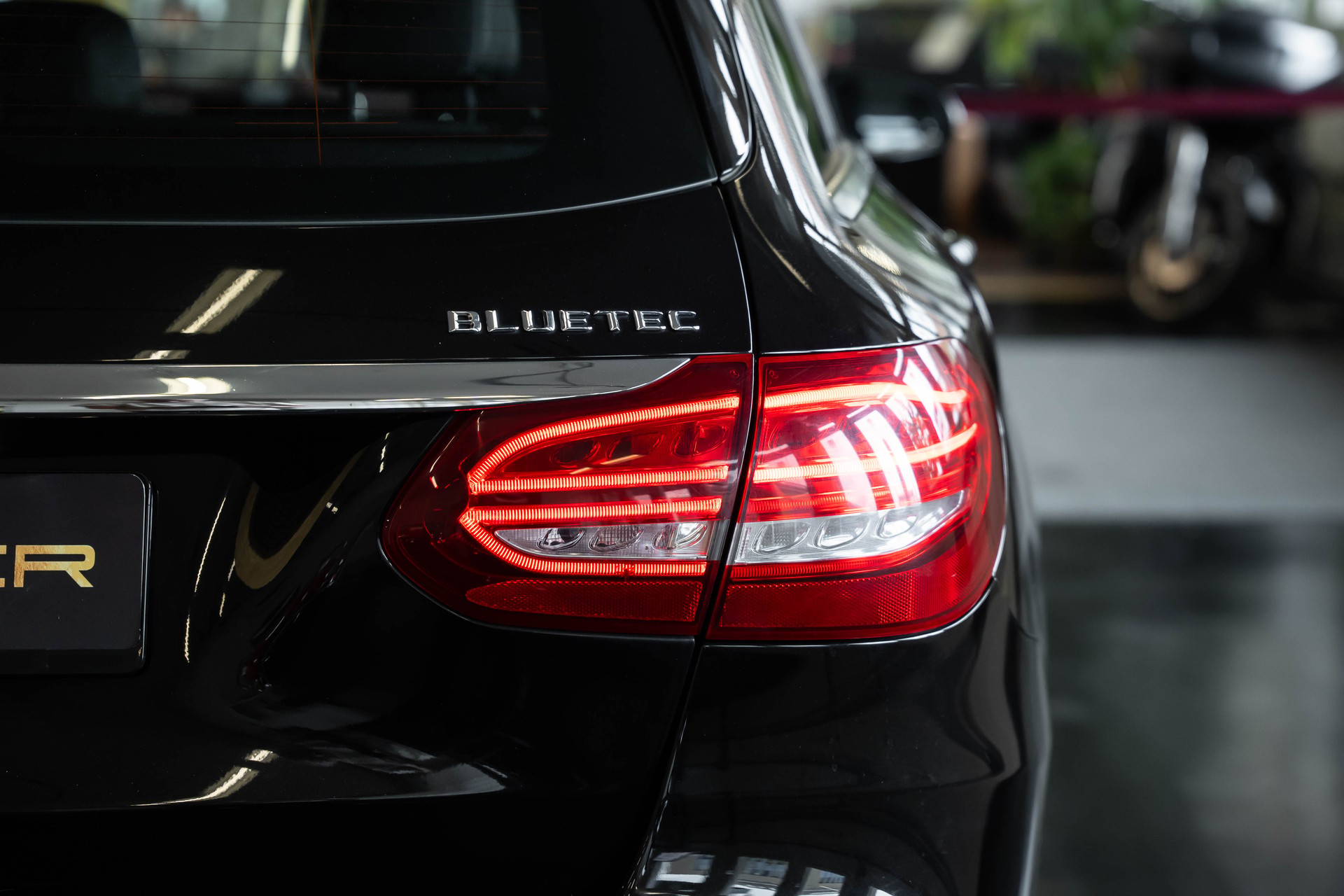 MERCEDES-BENZ C 220 BlueTEC Swiss Star Avantgarde 7G-Tronic-image-8