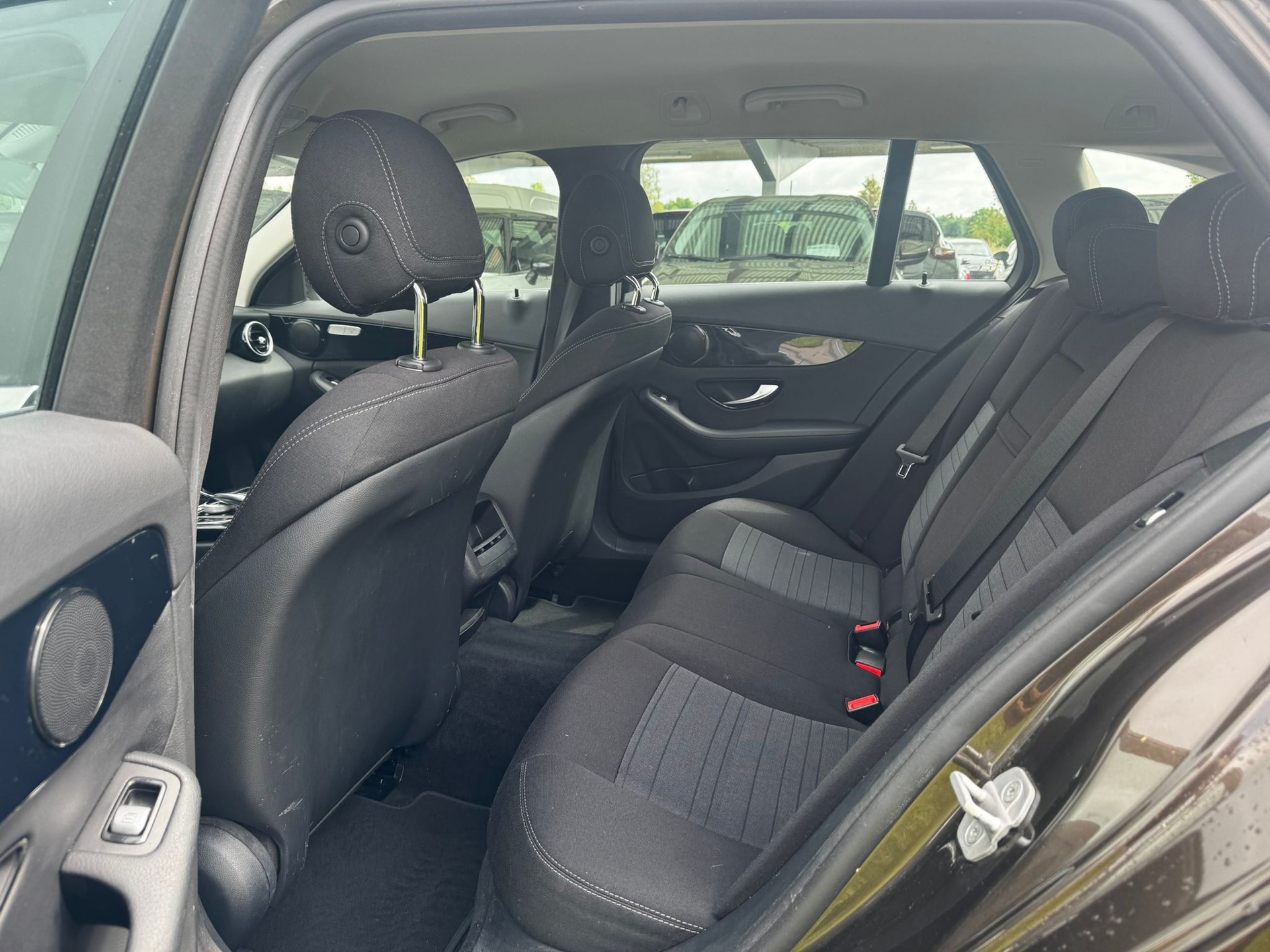 MERCEDES-BENZ C 250 BlueTEC 4Matic 7G-Tronic-image-10